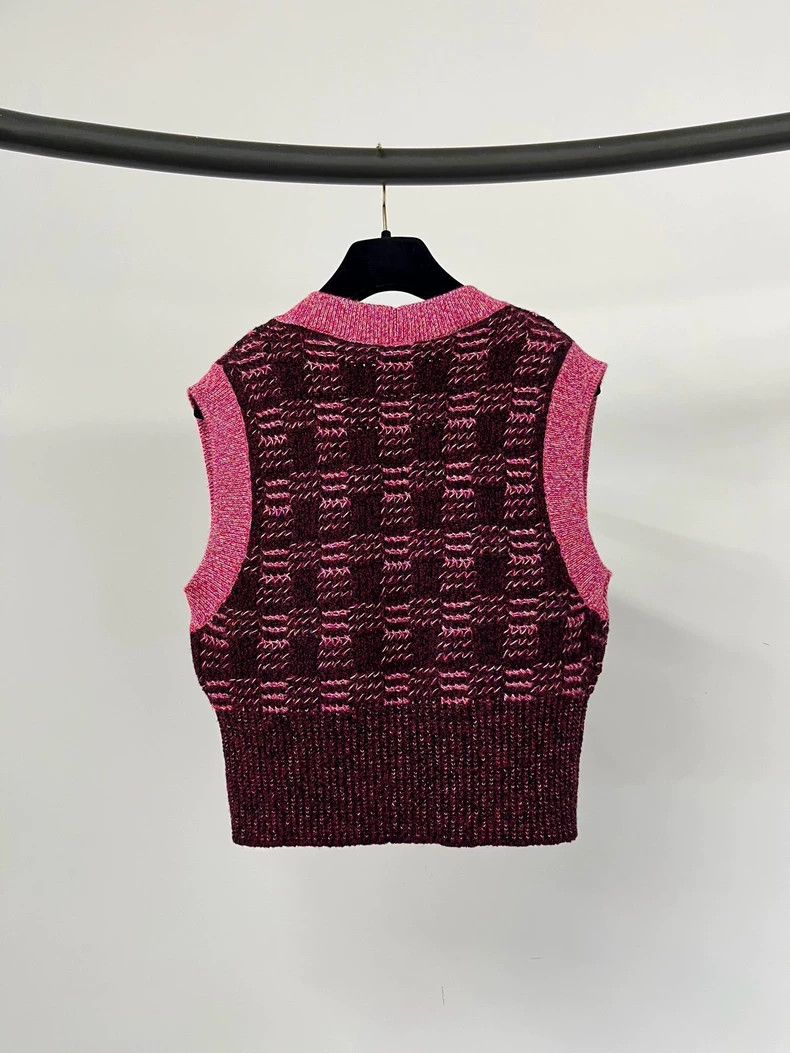 Chanel Chanel Pink V-neck cashmere vest Size XS / US 0-2 / IT 36-38 - 9 Thumbnail