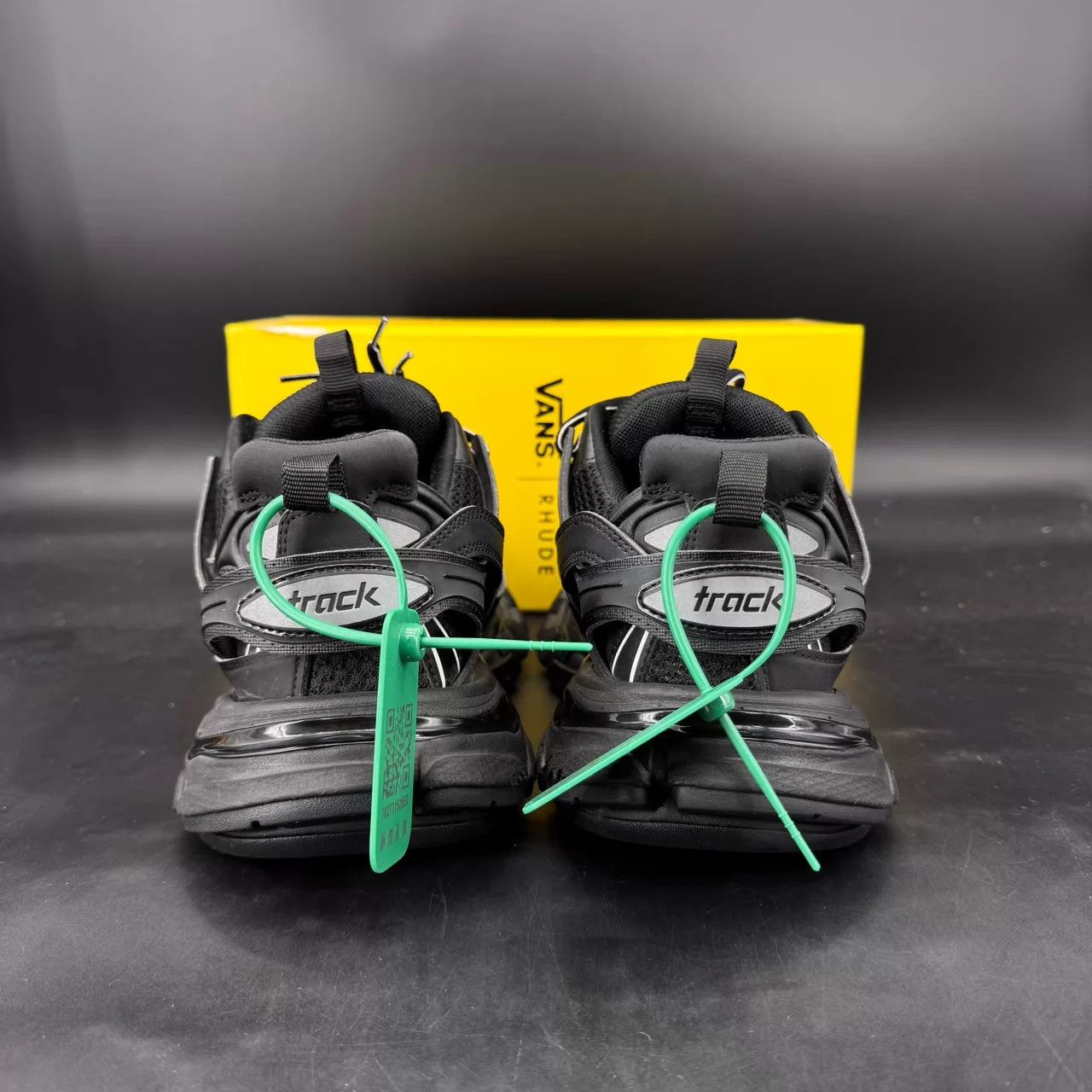 Balenciaga Balenciaga Track Black 38 Worn 2-3x Near New Size US 8 / IT 38 - 5 Thumbnail
