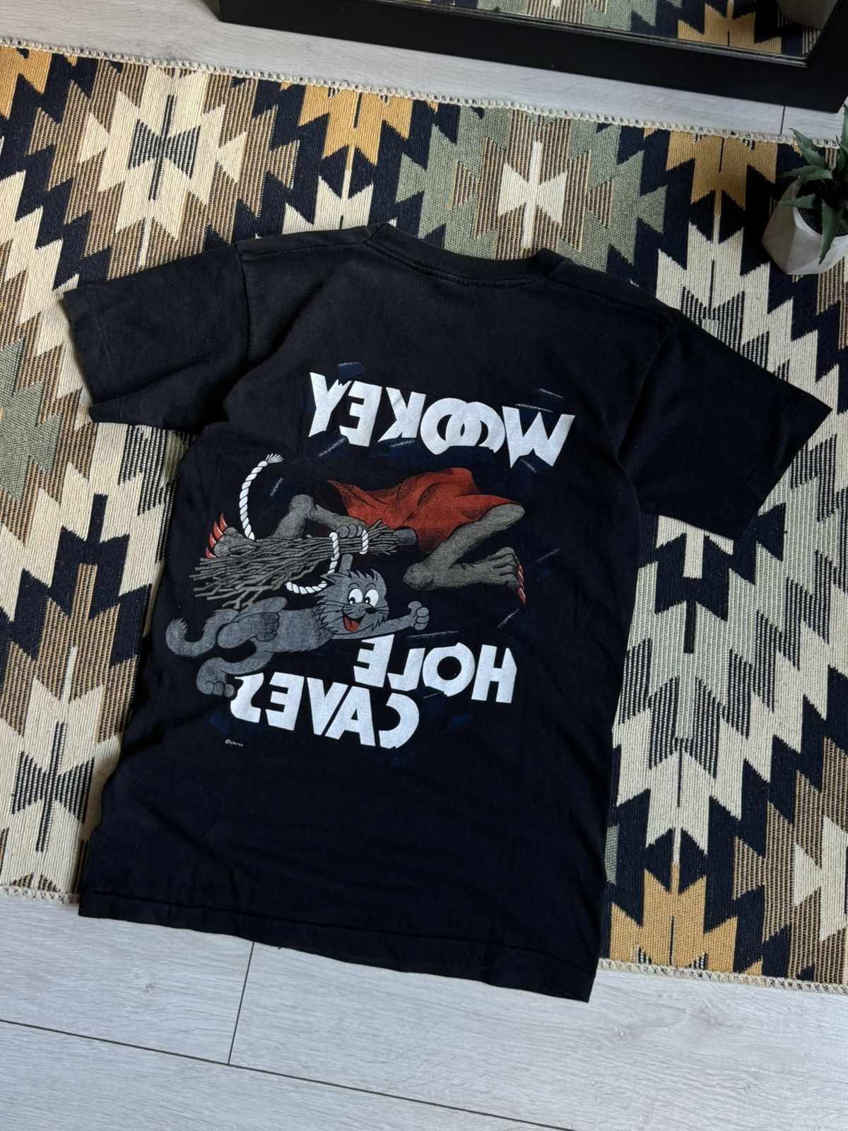 Vintage Vintage 94’ “Wookey Hole Caves” USA T-shirt Size US S / EU 44-46 / 1 - 7 Thumbnail
