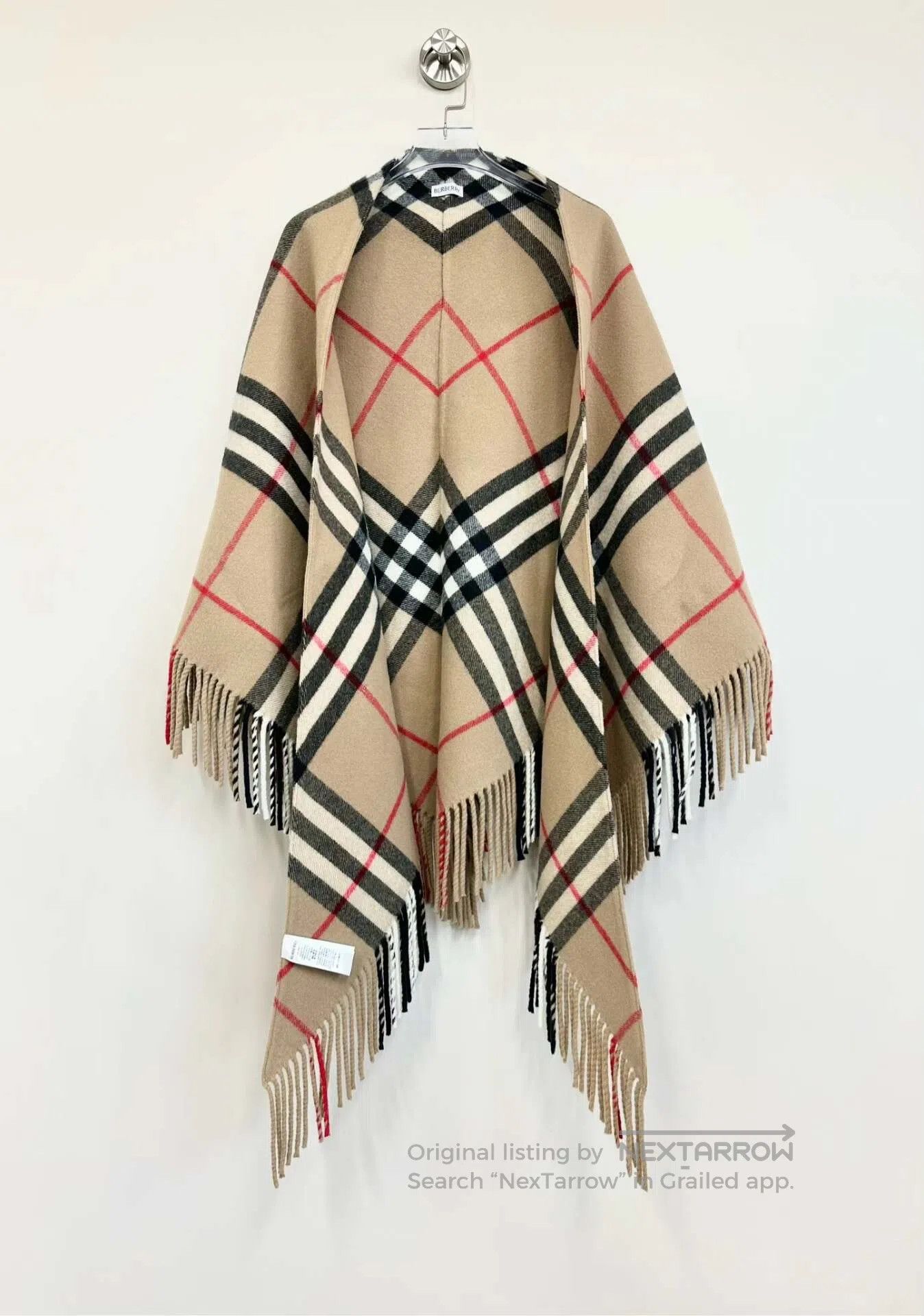Burberry Burberry size F Khaki Classic Plaid Triangular Shawl| Size S / US 4 / IT 40 - 1 Thumbnail