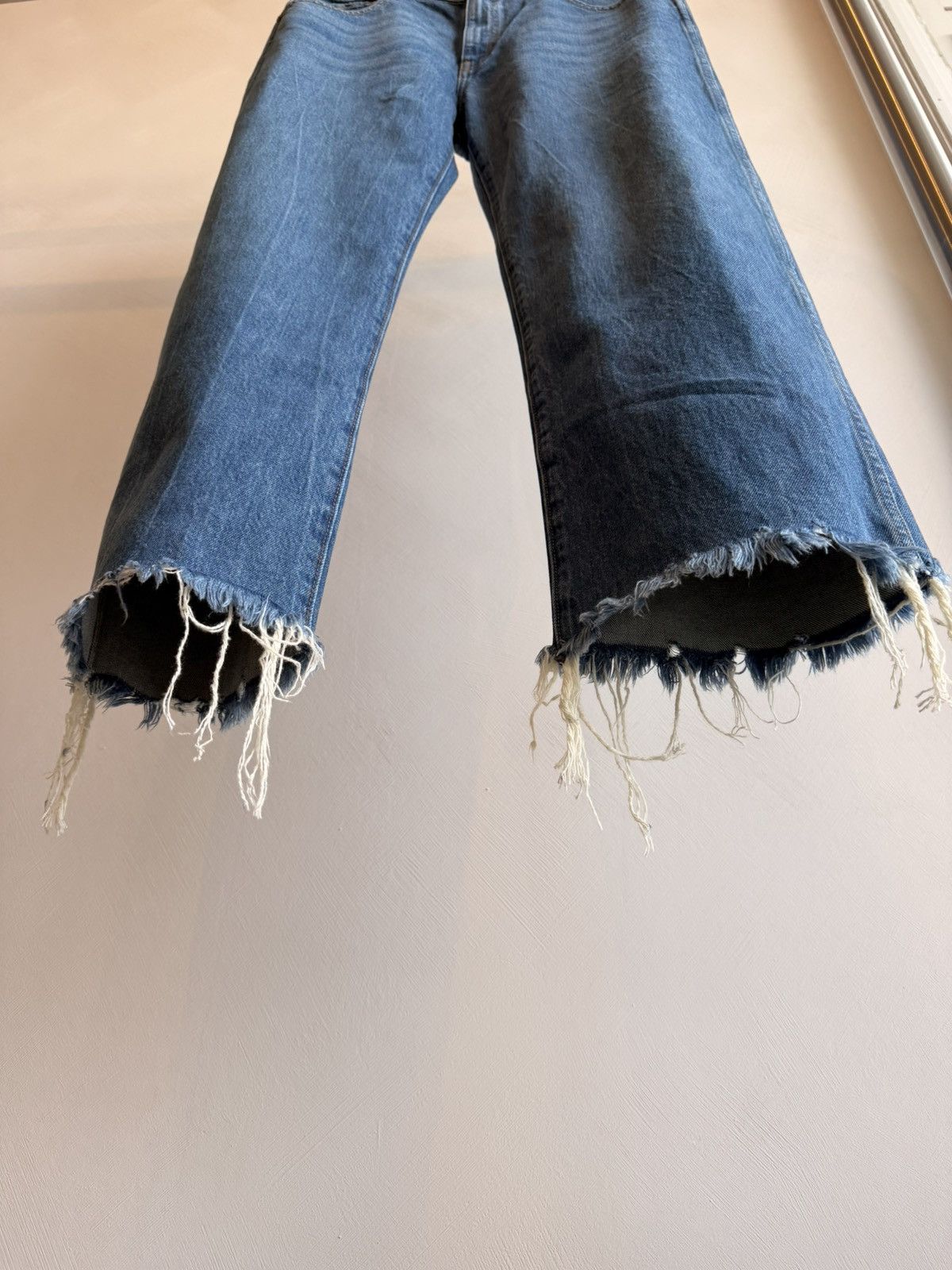 KHAITE NWT Khaite Kerrie Jeans Denim Straight Leg Raw Hem Size 30 Size 30" / US 8 / IT 44 - 5 Thumbnail