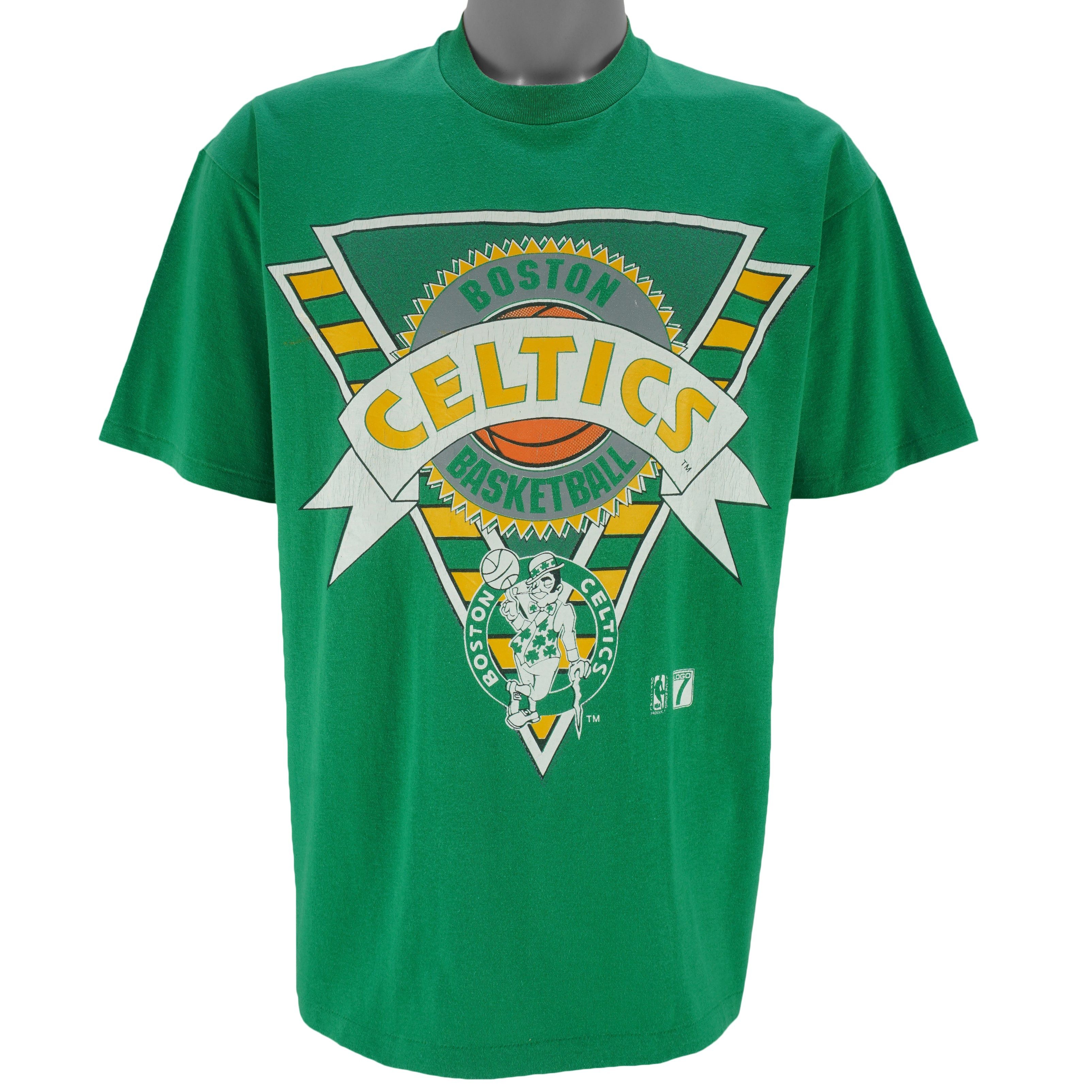 NBA (Stedman) - Boston Celtics Spell-Out T-Shirt 1990s Size US M / EU 48-50 / 2 - 1 Thumbnail