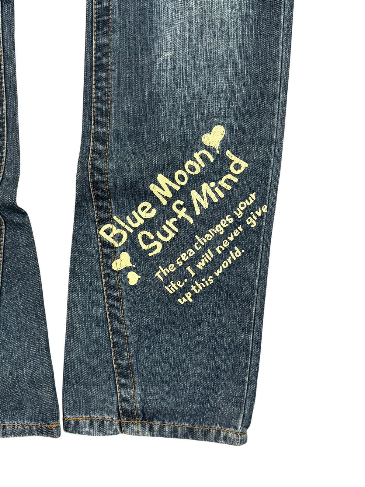 Japanese Brand BLUE MOON BLUE PRINTED POEM SURF EMBROIDERY LOW RISE DENIM Size US 28 / EU 44 - 9 Thumbnail