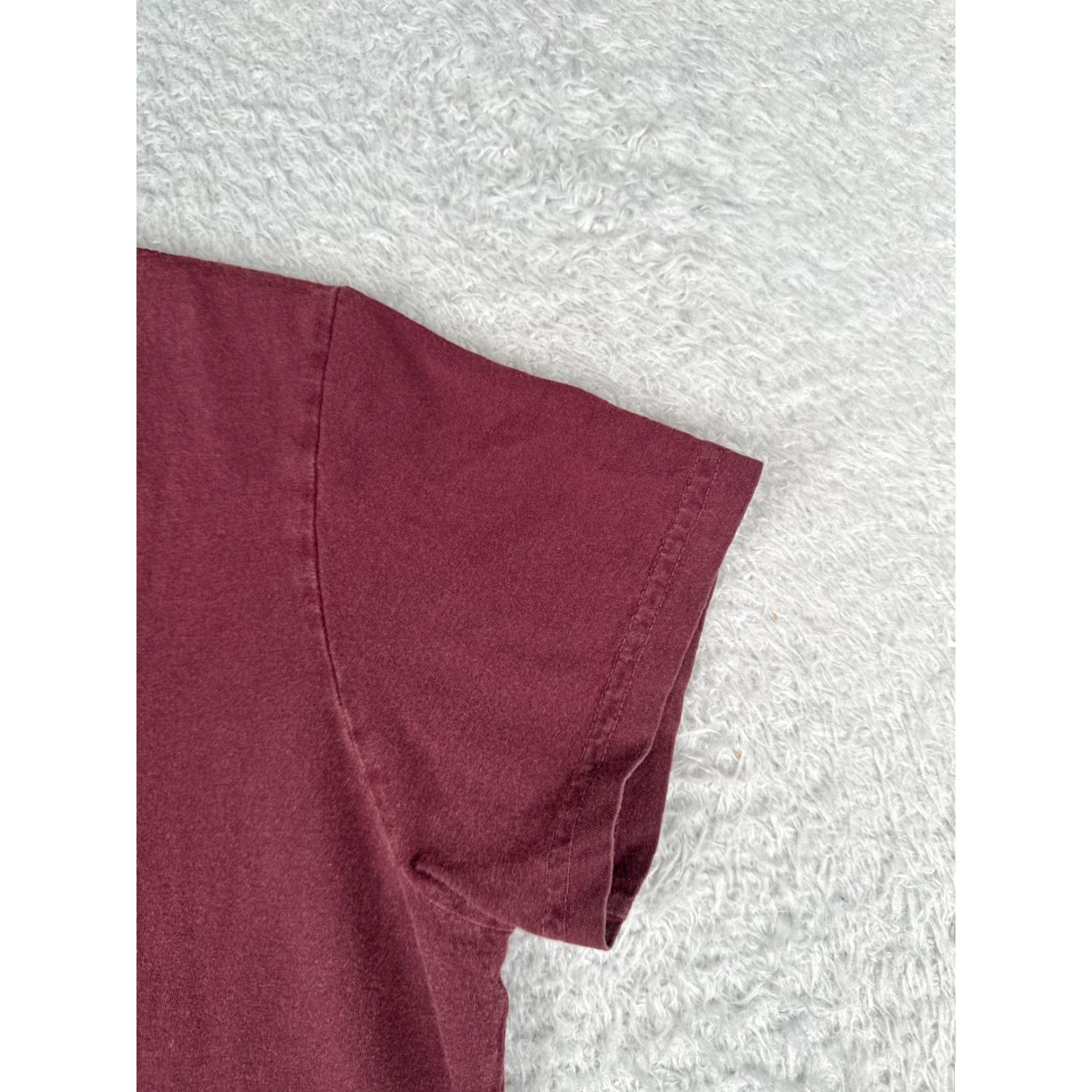 Patagonia Patagonia Shirt Womens Medium Red Short Sleeve Crew Neck Cotton Blend Size M / US 6-8 / IT 42-44 - 2 Thumbnail