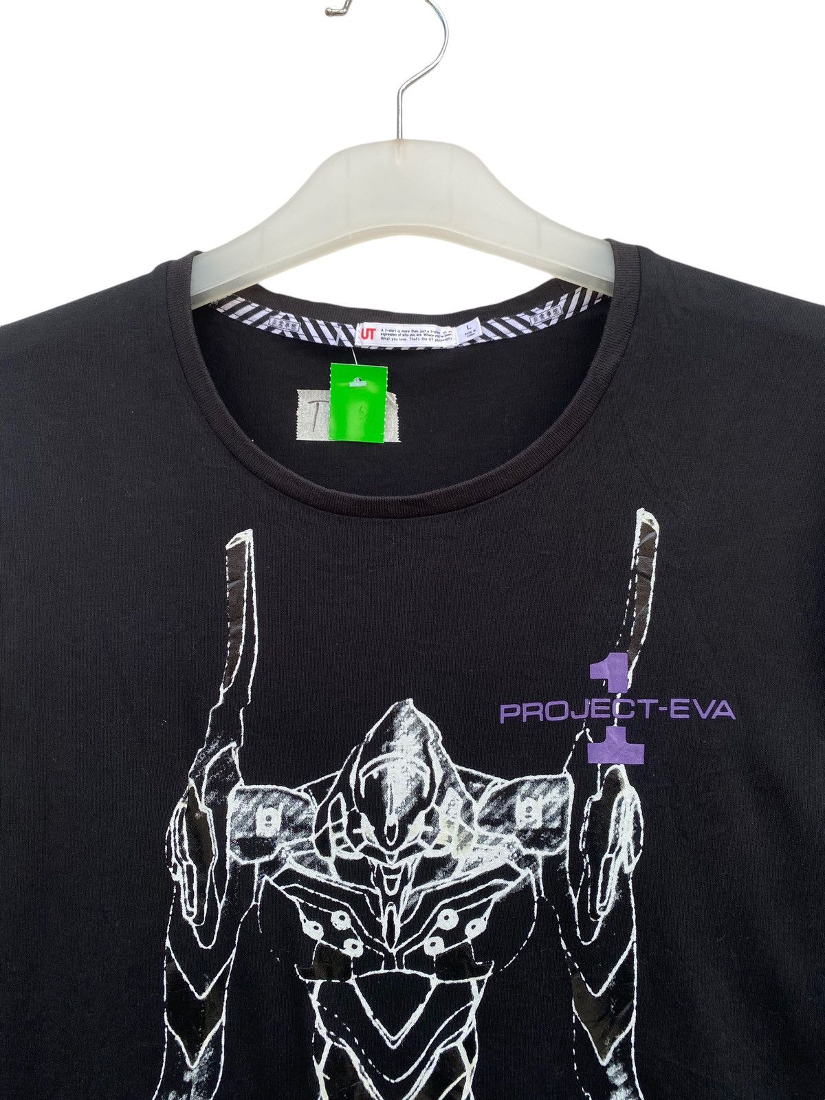 Anime Avengalion Anime Uniqlo Tees Size US L / EU 52-54 / 3 - 4 Thumbnail