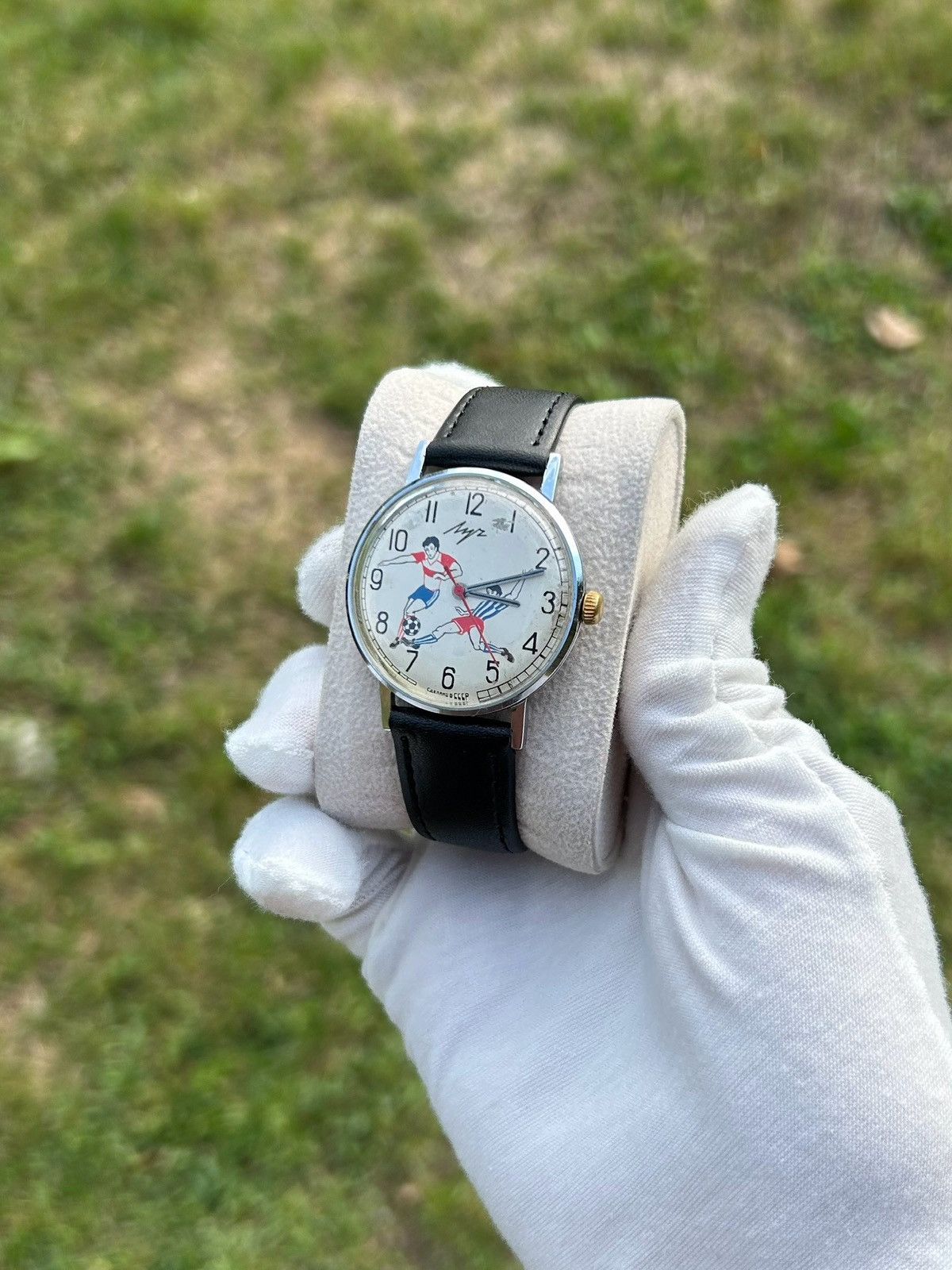 Vintage Vintage Watch Luch USSR Soviet Mechanical 1980s Size ONE SIZE - 13 Thumbnail
