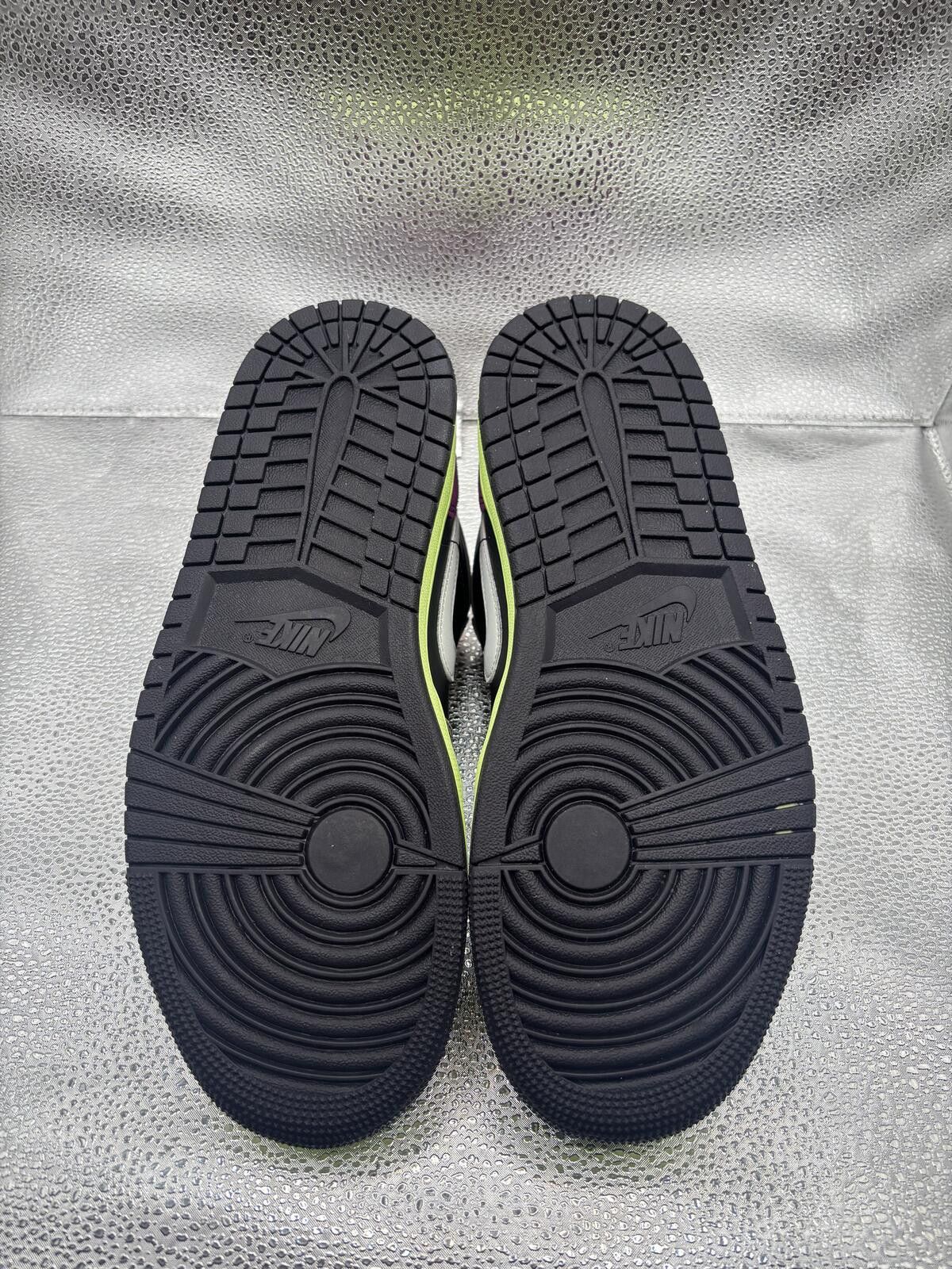 Jordan Brand Air Jordan 1 low Tokyo bio hack Size US 8 / EU 41 - 3 Thumbnail