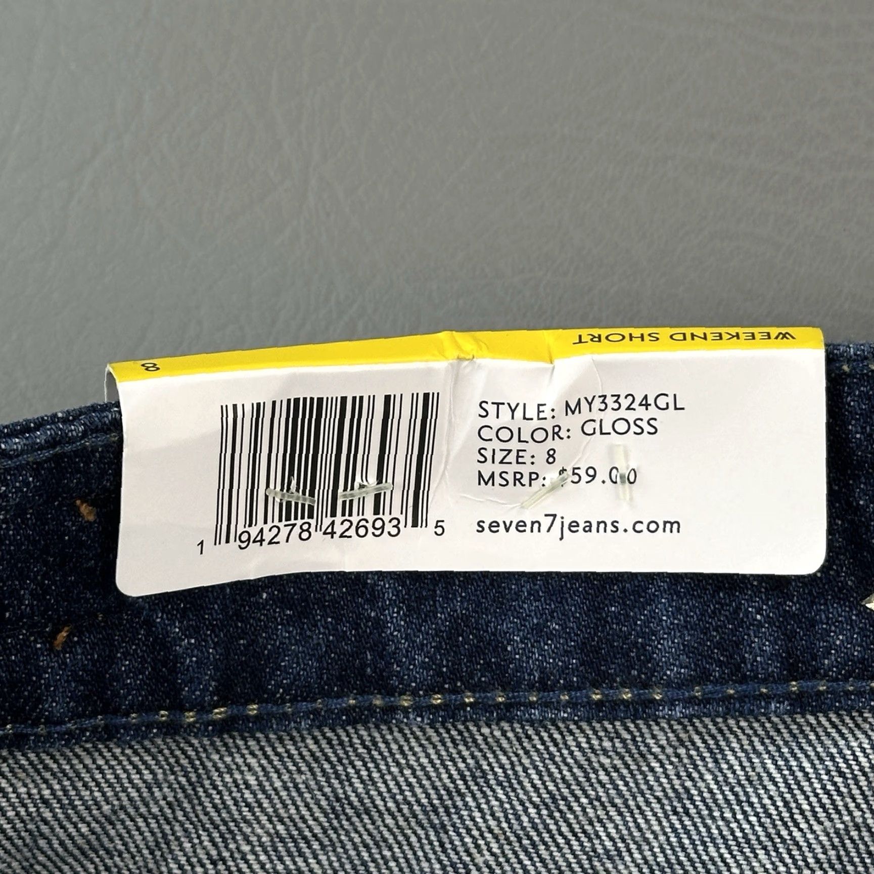 Vintage Seven7 Weekend Shorts Women’s 8 Dark Wash Fray Hem Distressed Outdoor NWT Size 30" / US 8 / IT 44 - 6 Thumbnail