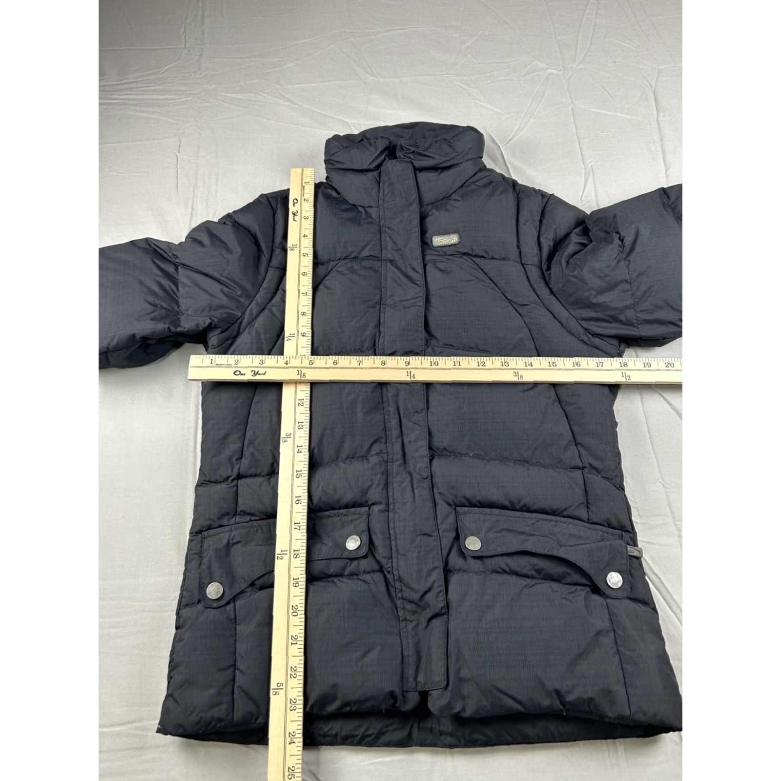 Oakley VINTAGE Oakley Jacket Womens XS Black Down Puffer Regular Fit Nylon Winter Coat Warm Y2K Size XS / US 0-2 / IT 36-38 - 7 Thumbnail