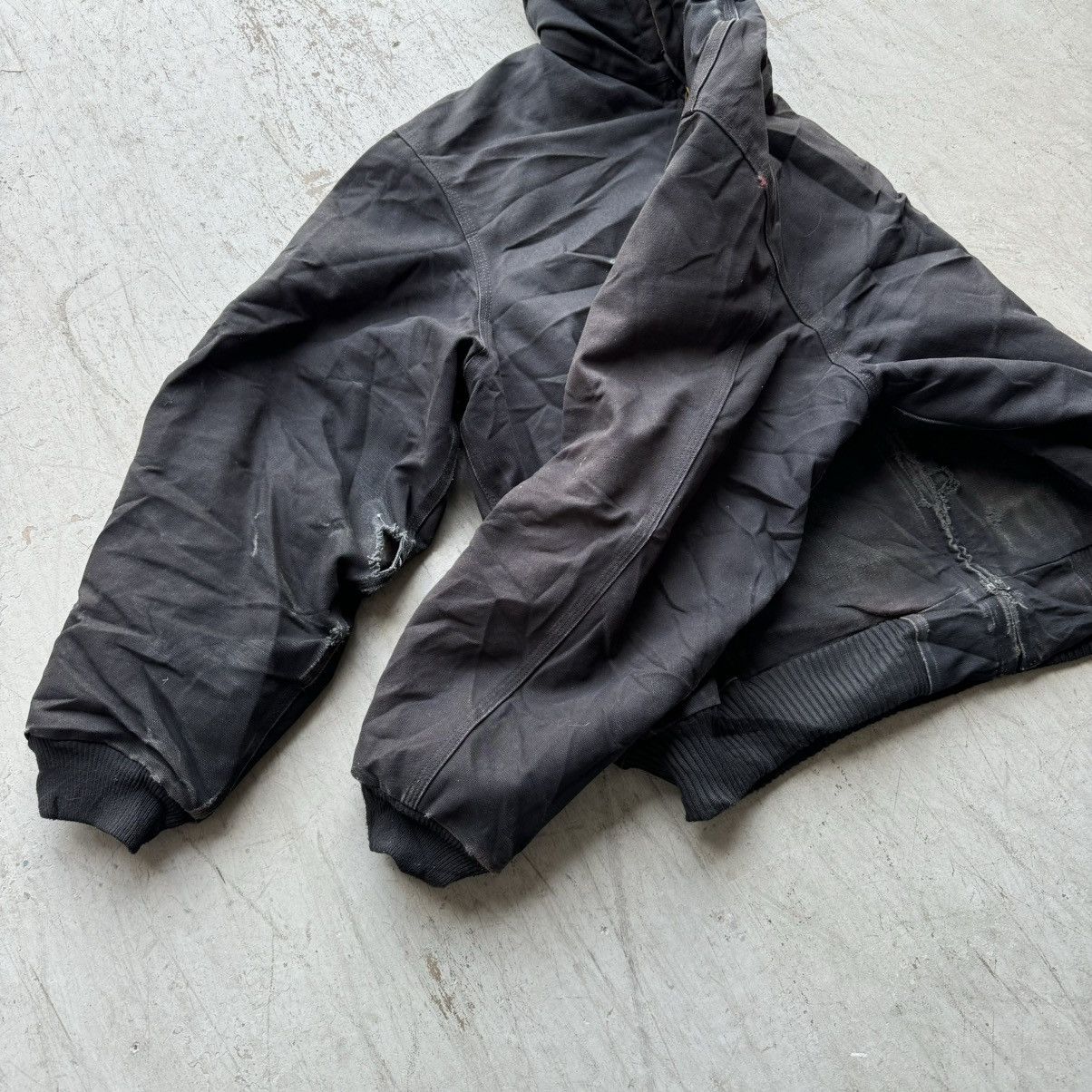 Carhartt × Vintage Carhartt 90’s Vintage J130 Jacket Faded Black Hooded Size US XXL / EU 58 / 5 - 3 Thumbnail