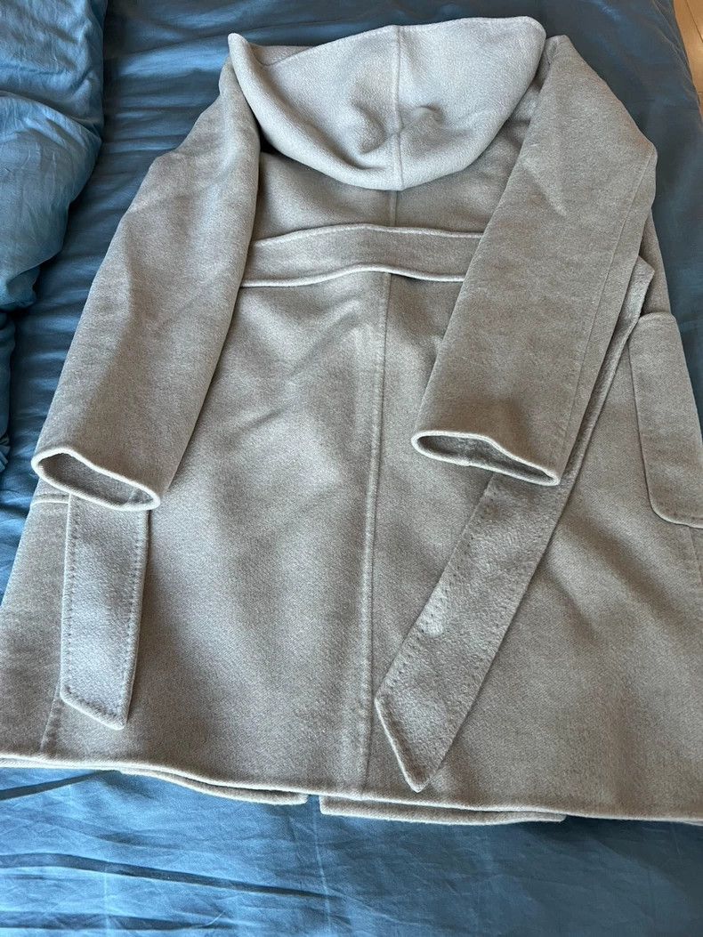 Max Mara Max Mara All-cashmere hooded coat Size XS / US 0-2 / IT 36-38 - 2 Thumbnail