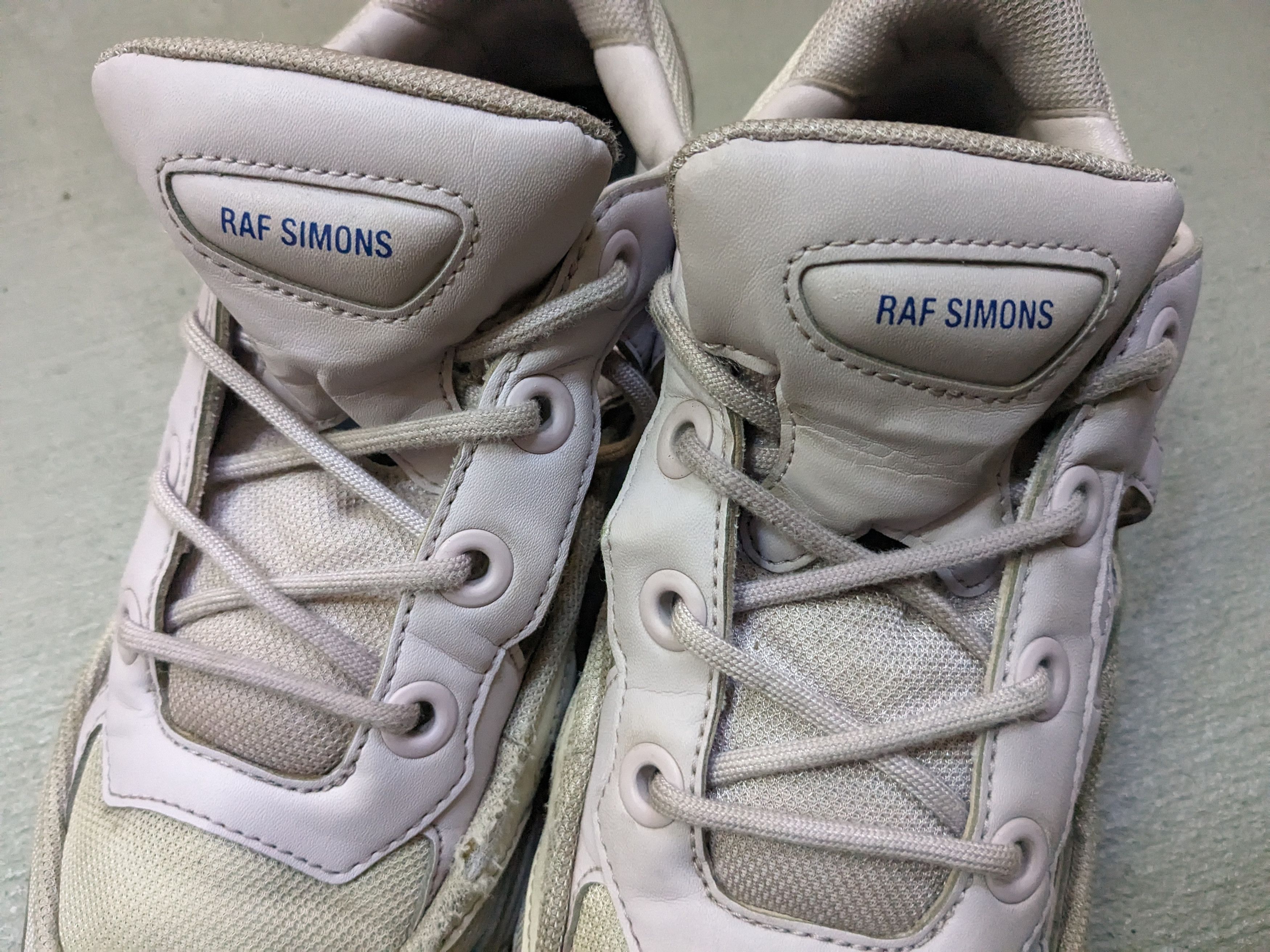 Adidas × Raf Simons Adidas x Raf Simons Ozweego Replicant Size 7 Low F34237 Size US 7 / EU 40 - 6 Thumbnail