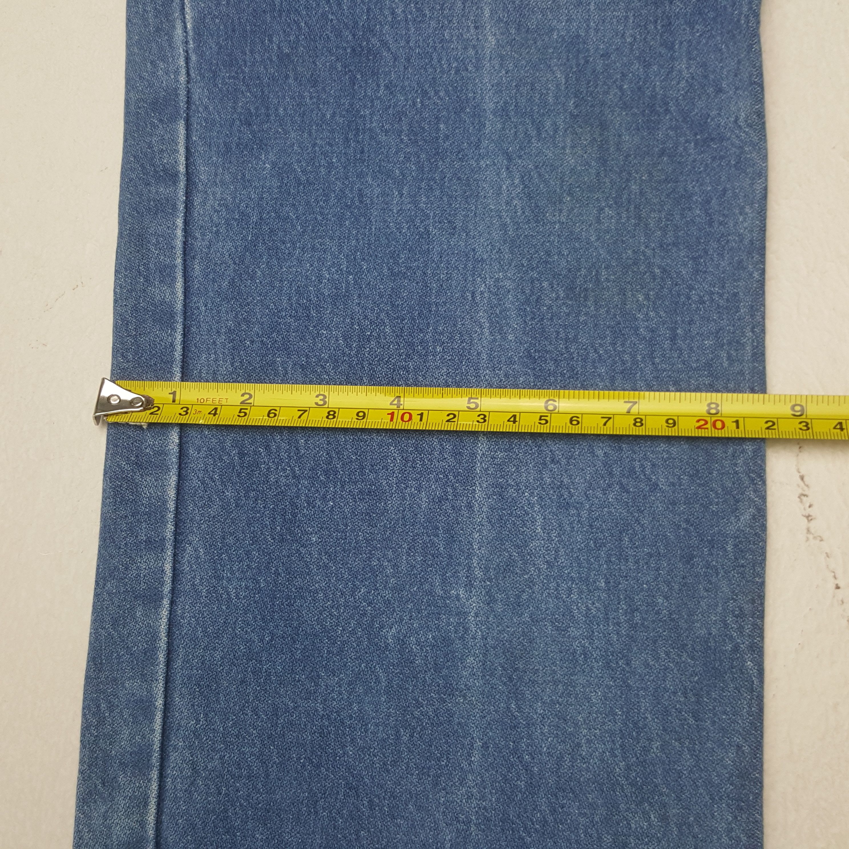 Wrangler Vintage Wrangler USA Regular Fit Denim Jeans RR18 Size US 31 - 12 Thumbnail