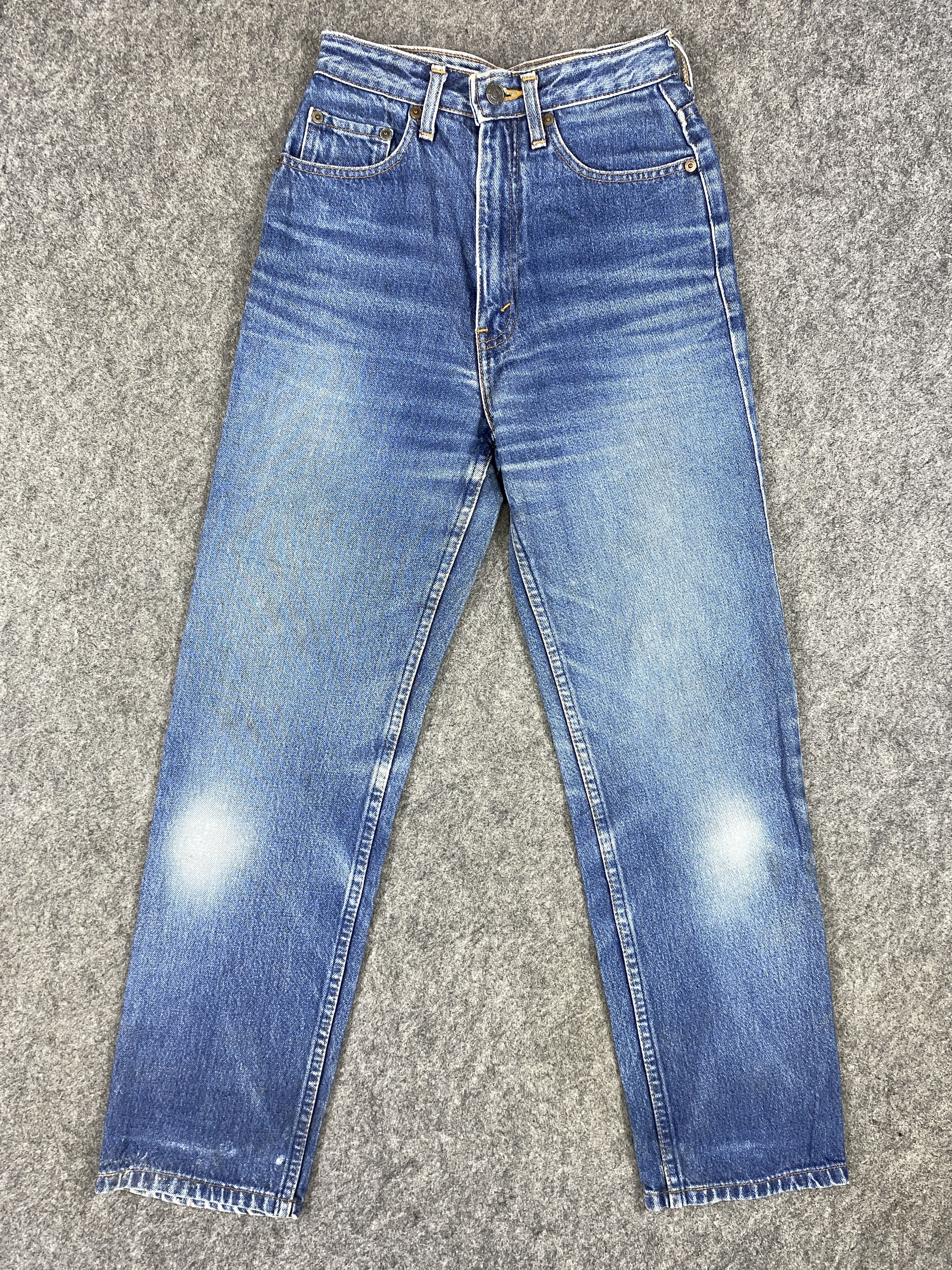image of Distressed Denim x Levis Distressed Blue Vintage Levi's 515 22X27 Denim -Jn1439 in Blue Distressed 
