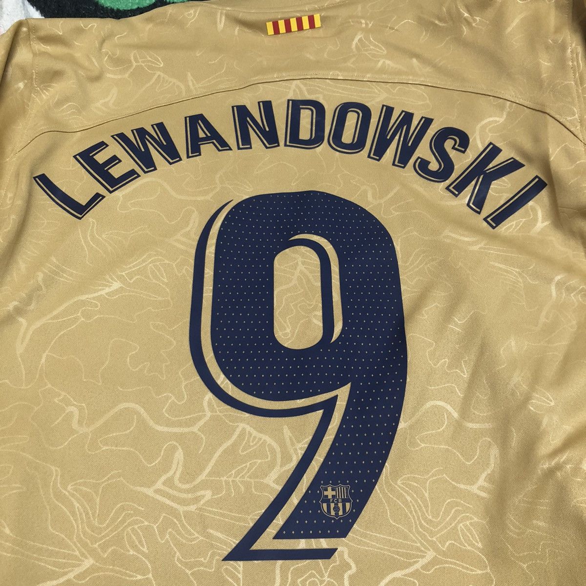 Nike Barcelona 22/23 away shirt #9 Lewandowski (Bnwt) Size US M / EU 48-50 / 2 - 4 Thumbnail