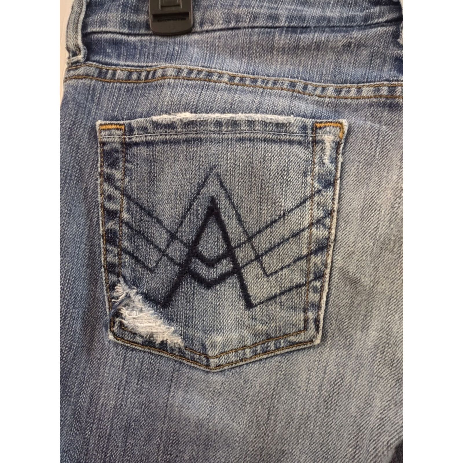 7 For All Mankind 7 For All Mankind Jeans 29 Womens Blue Flared Denim Distressed 5-Pocket Zip Belt Loops Inseam 31 Stonewash Medium Wash Size 29" - 5 Thumbnail
