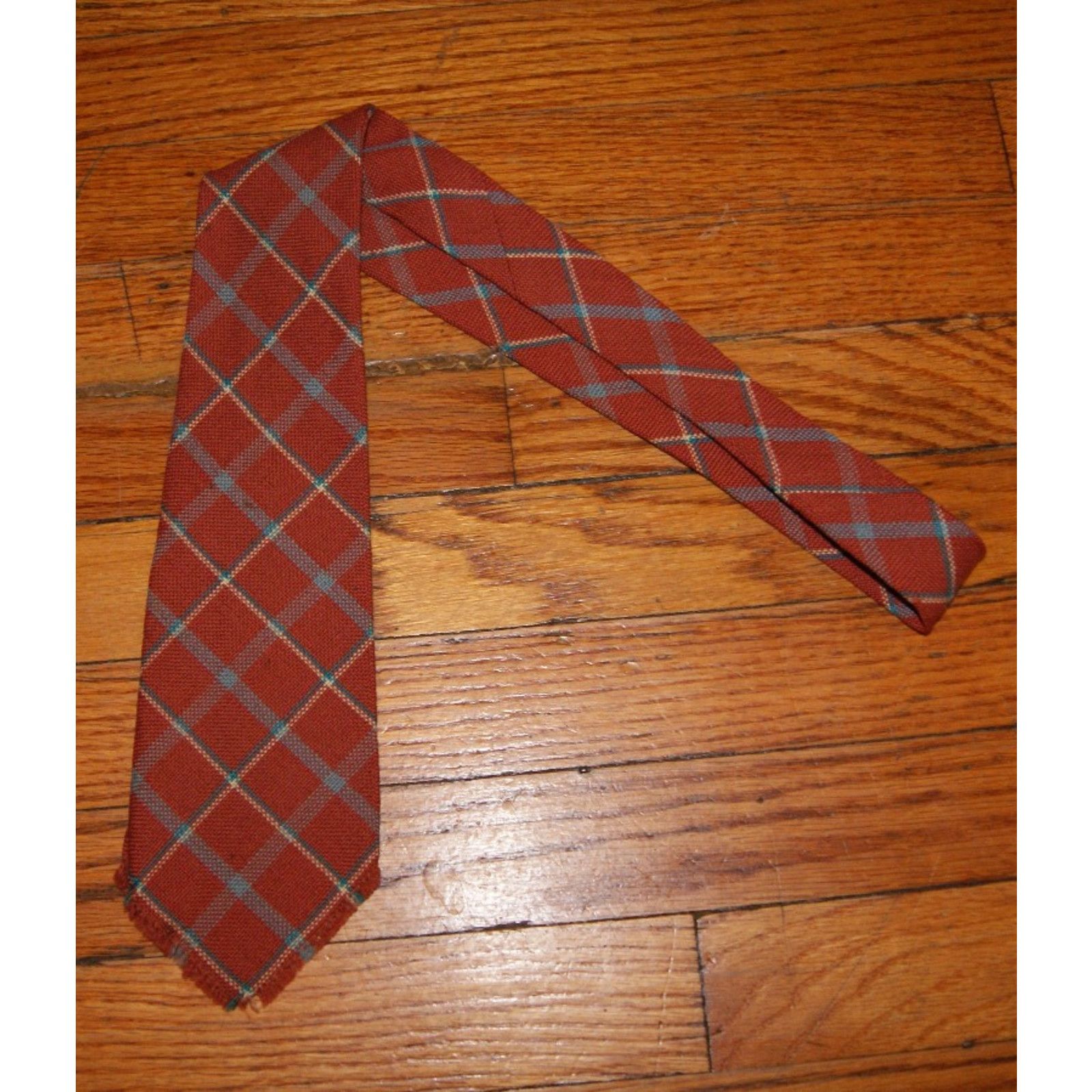 Vintage 1930s VTG TARTAN WOOL TIE CAPE COD Orange Blue Ivory Plaid Size ONE SIZE - 1 Thumbnail