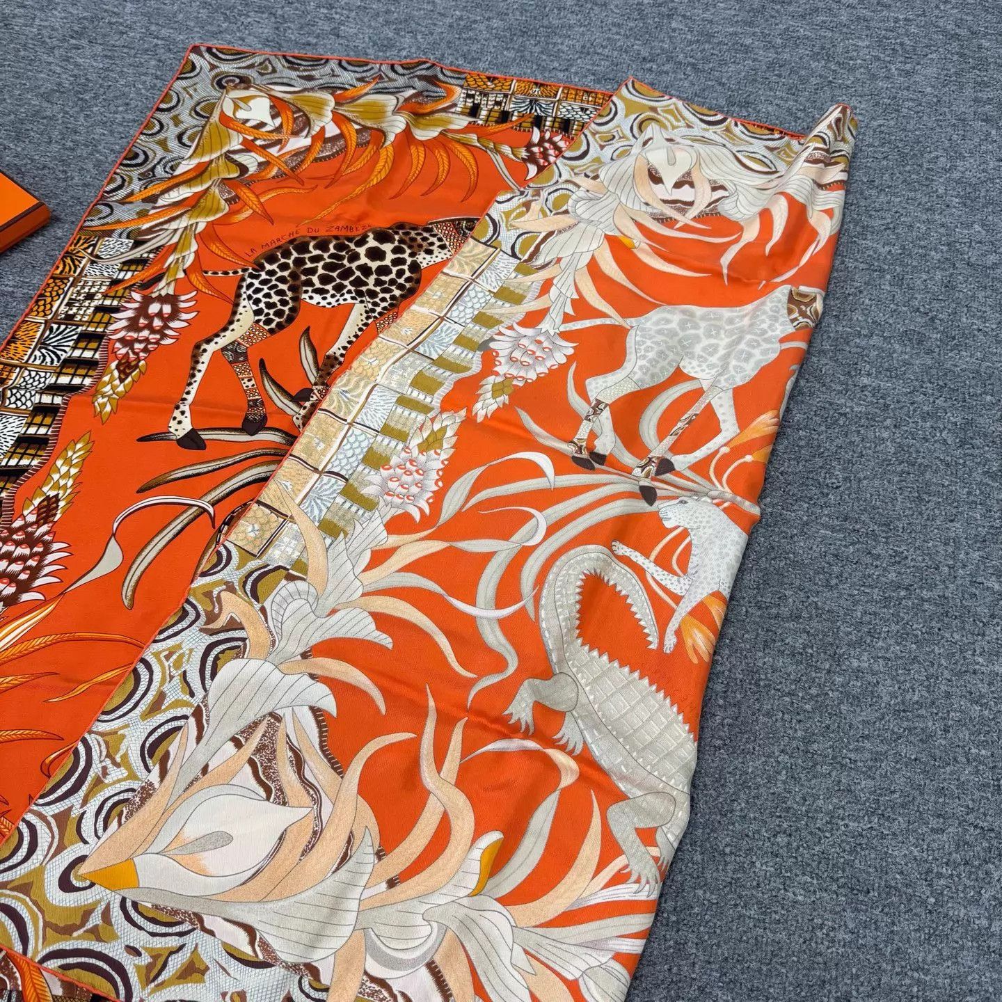 Hermes Hermes Zambezi Celebration Silk Scarf 99 New Animal Print Size ONE SIZE - 3 Thumbnail