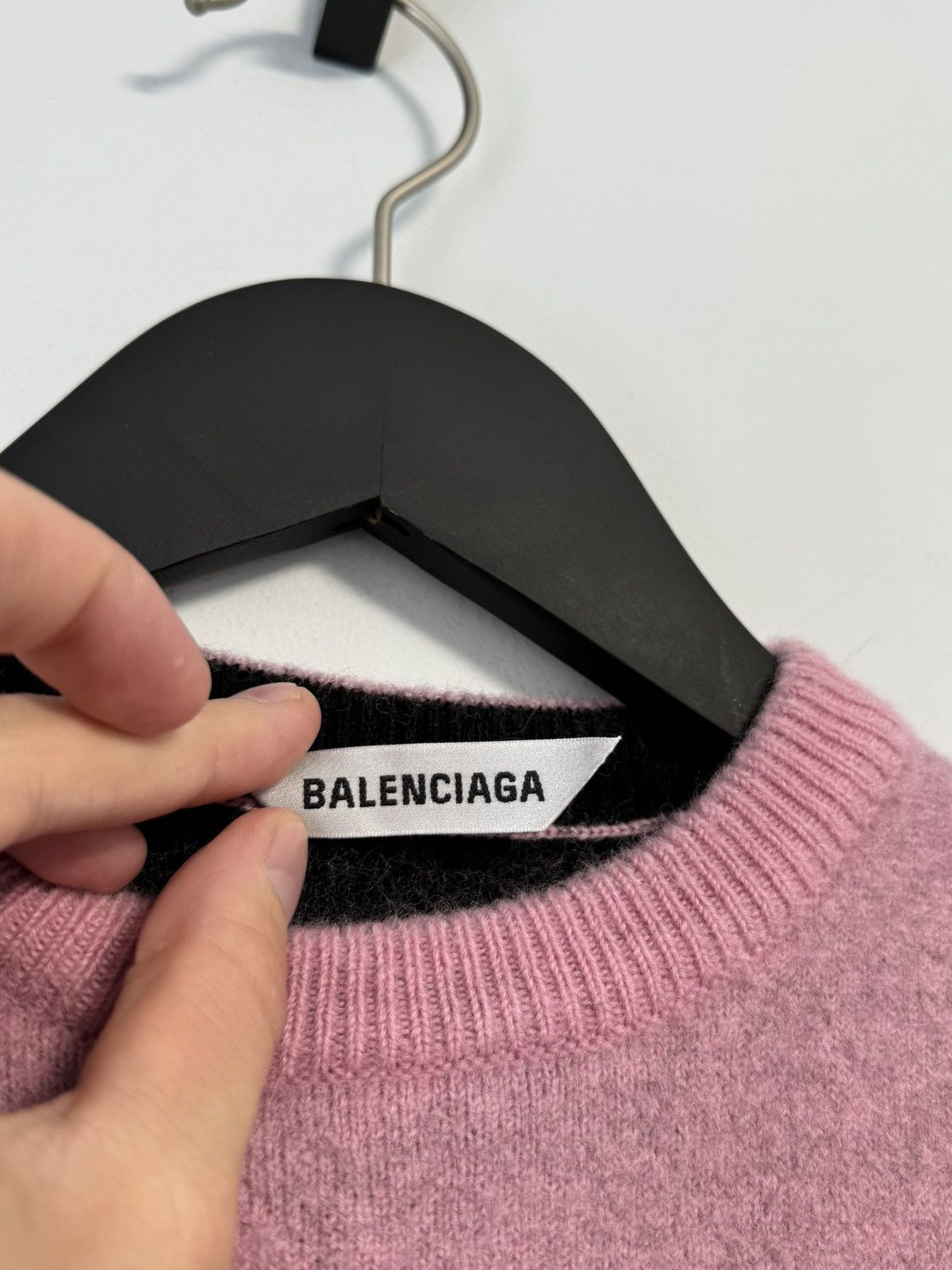 Balenciaga Balenciaga Pink Seven Language Sweater Size XS / US 0-2 / IT 36-38 - 8 Thumbnail