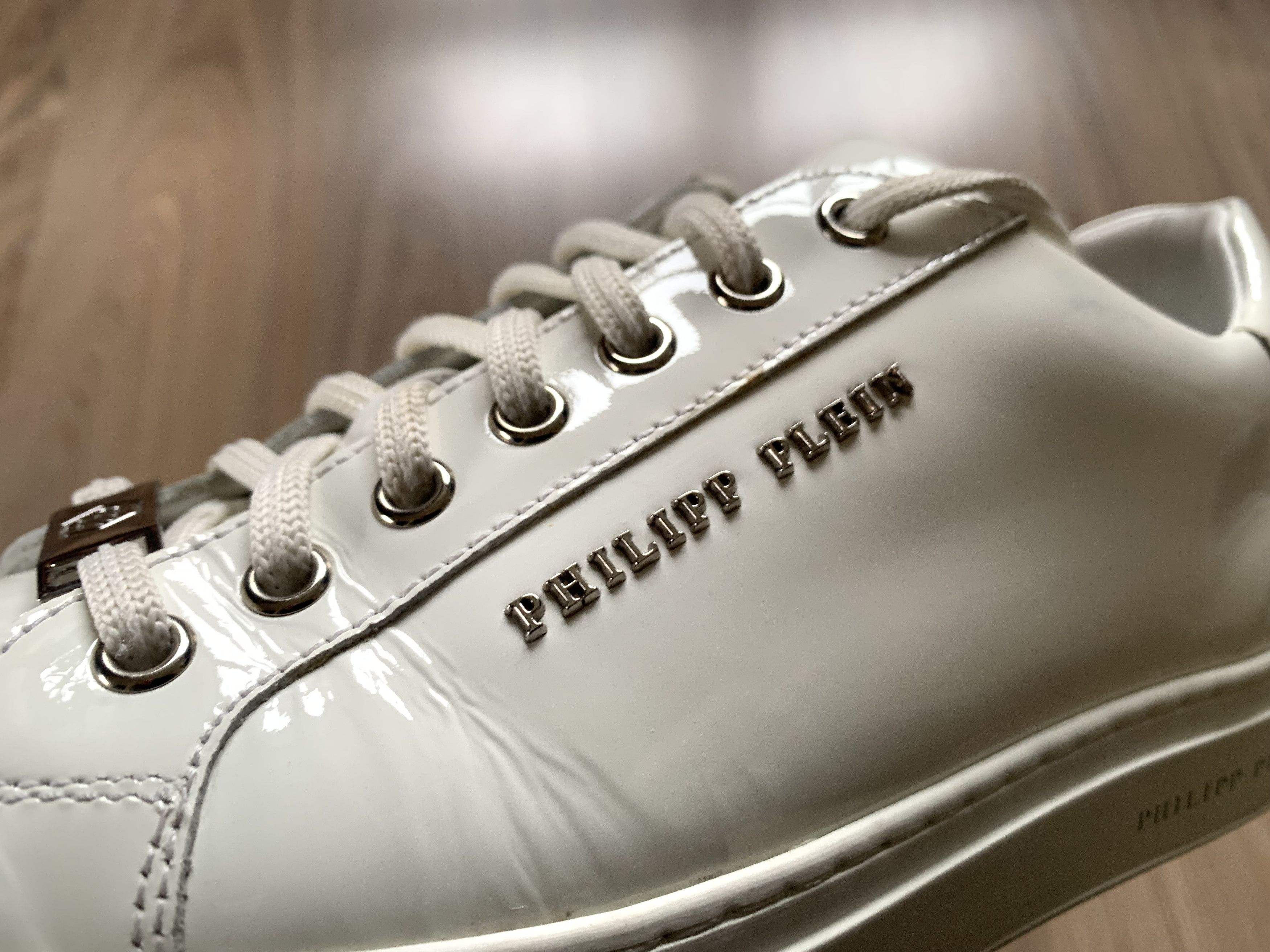 Philipp Plein Philipp Plein Patent White Leather Lo-Top Sneakers Size US 7.5 / EU 40-41 - 9 Thumbnail