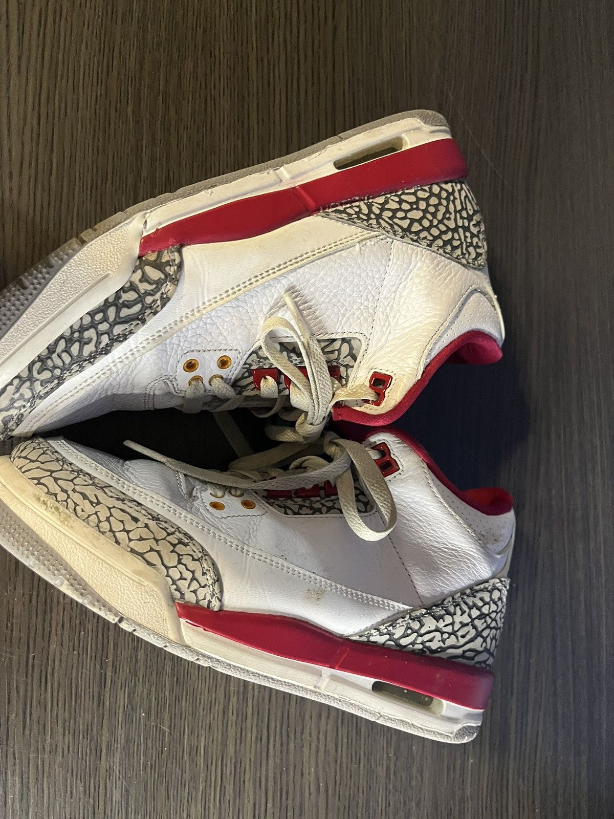 Jordan Brand Jordan 3 Cardinal GS Size US 6.5 / EU 39-40 - 2 Thumbnail