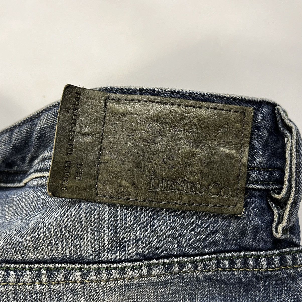 Diesel Diesel Jeans NARROT Jogg Denim Pants Regular Carrot Size US 32 / EU 48 - 16 Thumbnail
