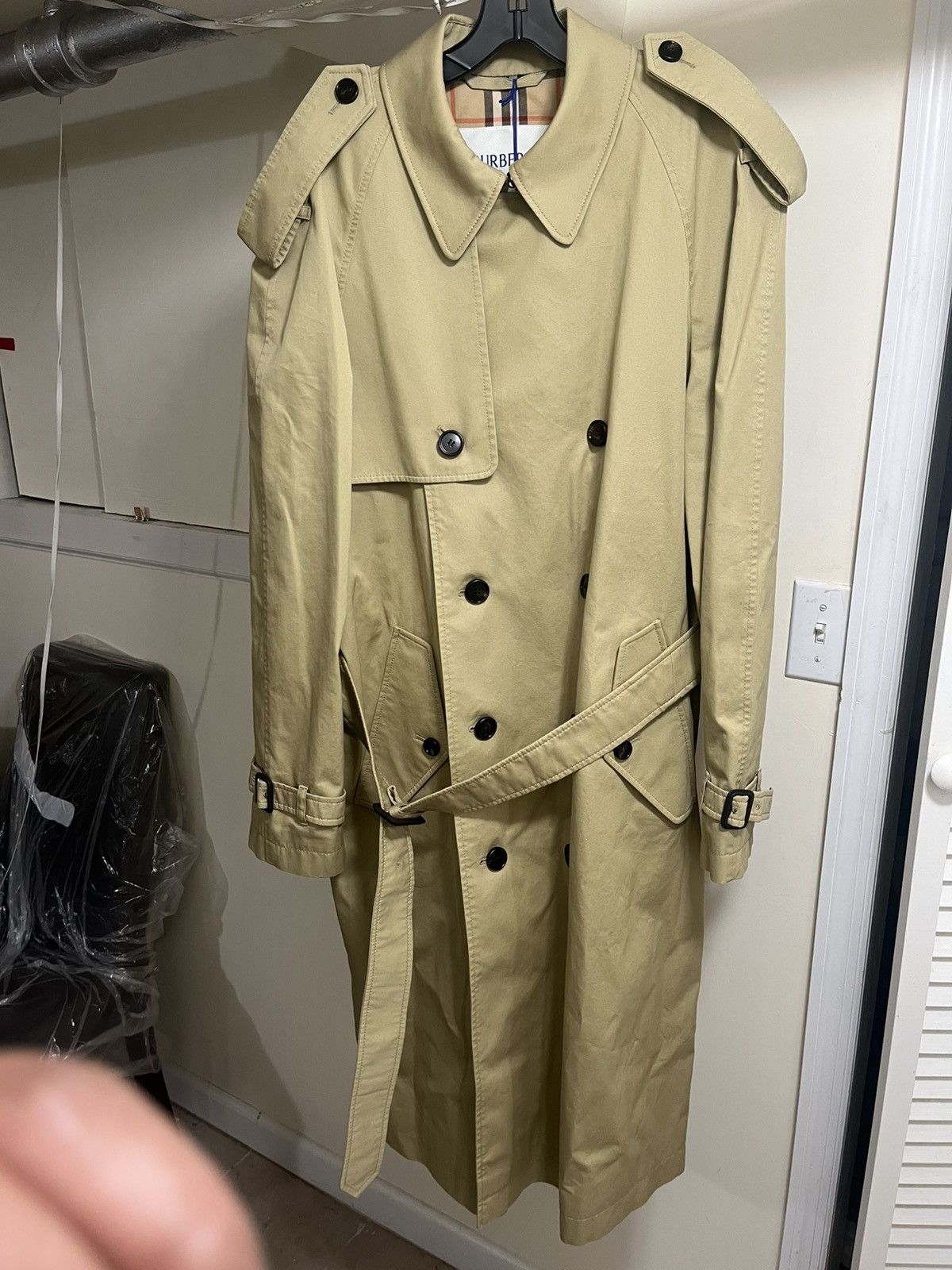 Burberry Prorsum Burberry Men’s Mid-Length Gabardine Trench Coat Sz 48 Size US M / EU 48-50 / 2 - 16 Thumbnail