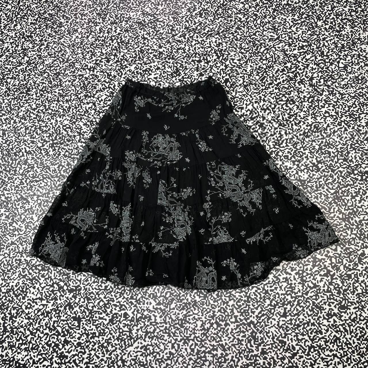 Japanese Brand Vintage Y2K Japanese Dragon Monogram Flared Midi Skirt Size 28" / US 6 / IT 42 - 5 Thumbnail