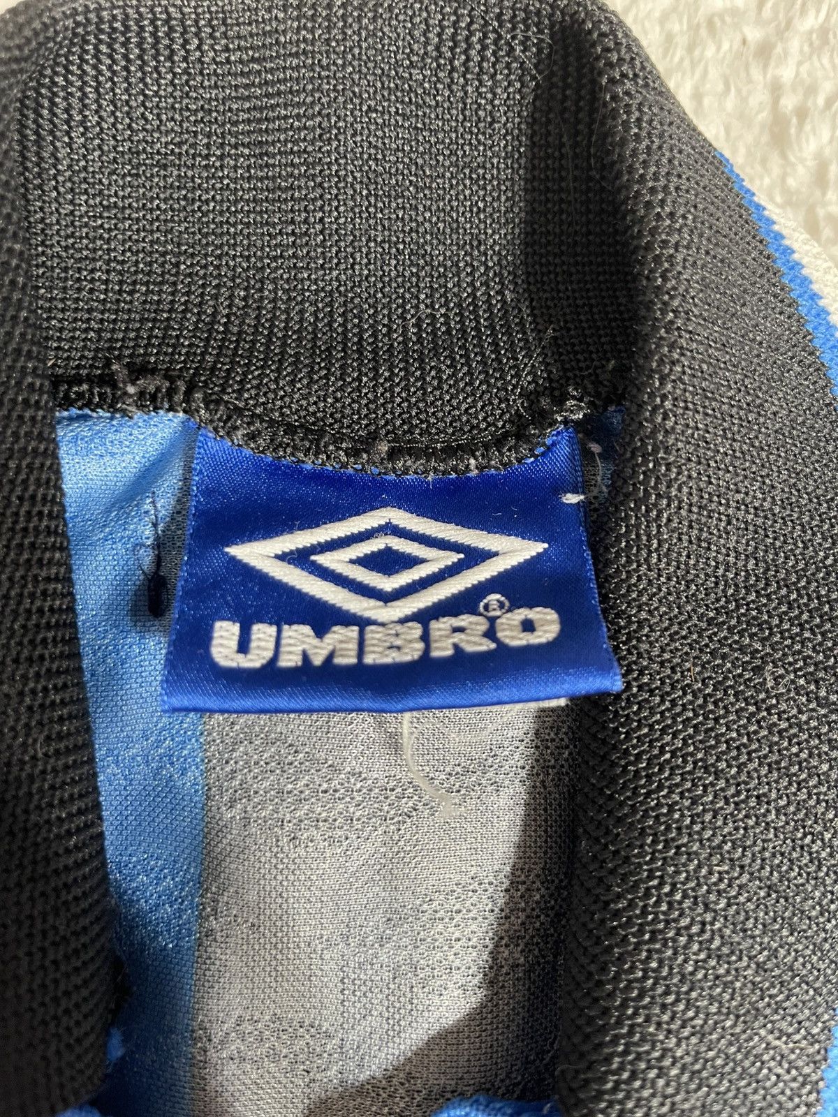 Umbro × Vintage INTER MILAN 1997/1998 VINTAGE FOOTBALL SHIRT JERSEY HOME Size US L / EU 52-54 / 3 - 3 Thumbnail