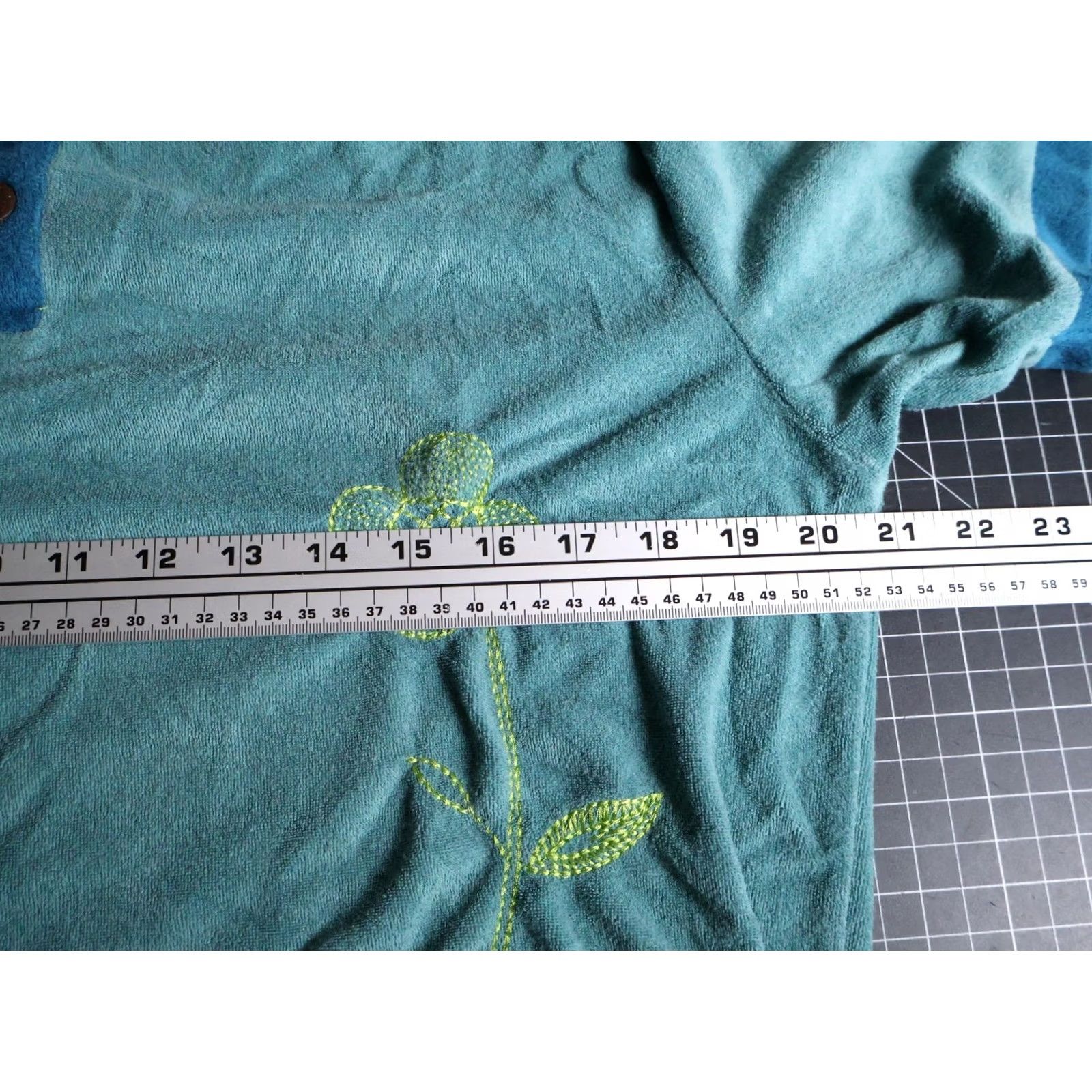 Urban Outfitters Urban Outfitters Polo Shirt Men's Large Green Embroidered Floral Terry Cloth 90s Retro Polo Shirt Mens L Green Embroidered Floral Size US L / EU 52-54 / 3 - 5 Thumbnail