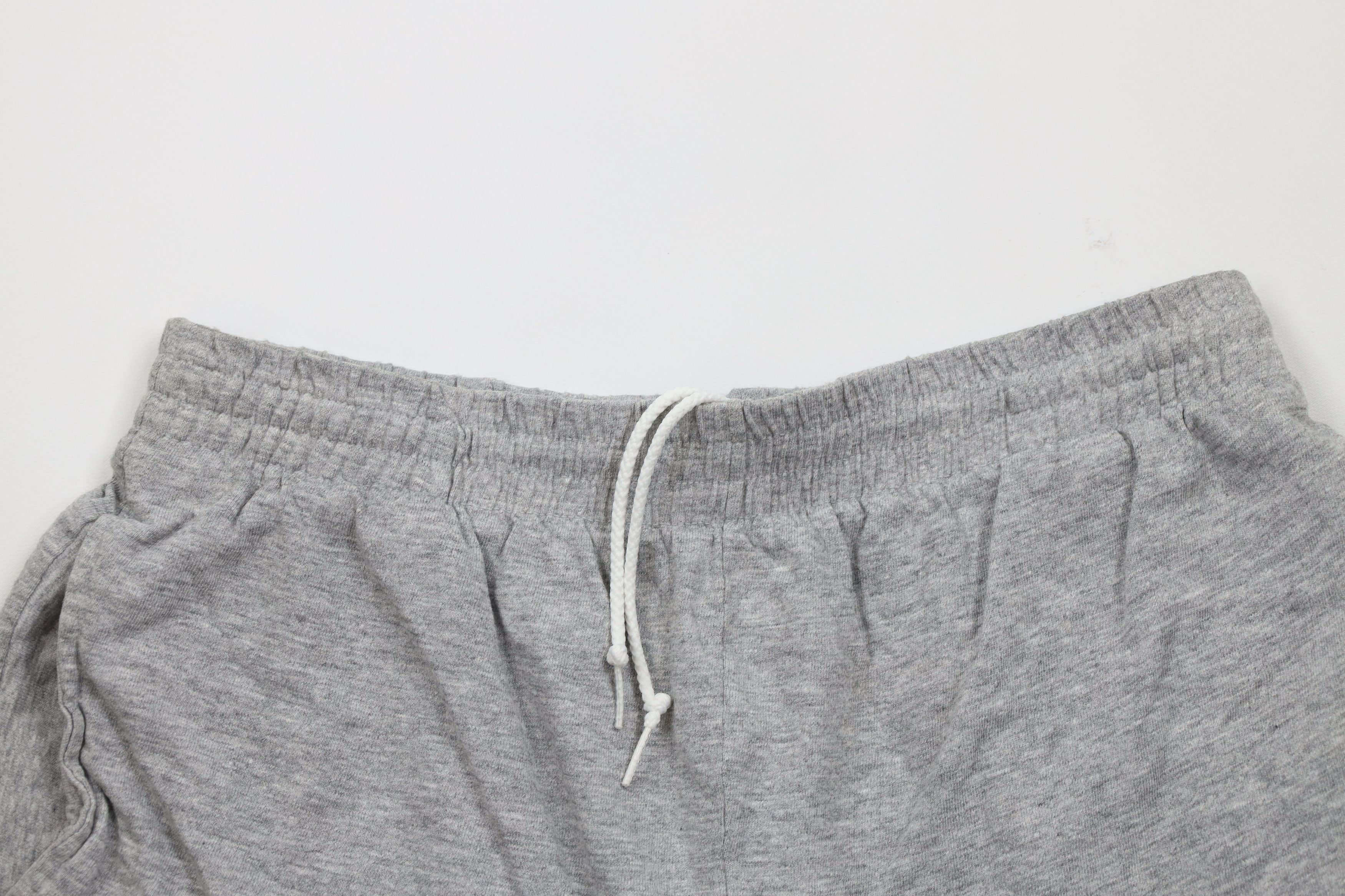 Nike × Vintage Vintage 90s Nike Box Logo Above Knee Shorts Heather Gray USA Size US 36 / EU 52 - 2 Thumbnail