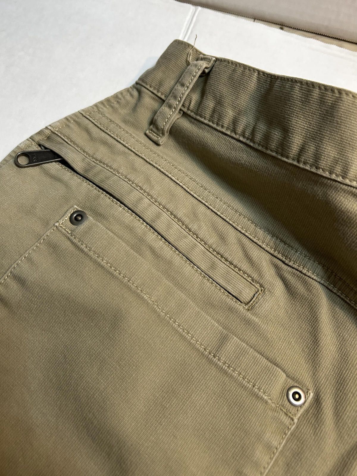 Royal Robbins Royal Robin Shorts SZ 34 — 9/10- Gorpcore Techwear Size US 34 / EU 50 - 6 Thumbnail