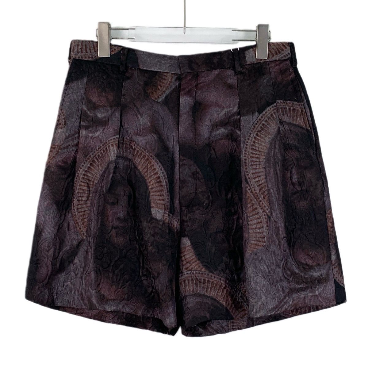 Givenchy Givenchy Silk Casual Shorts Madonna Embossed Design K26WX Size 28" / US 6 / IT 42 - 1 Thumbnail