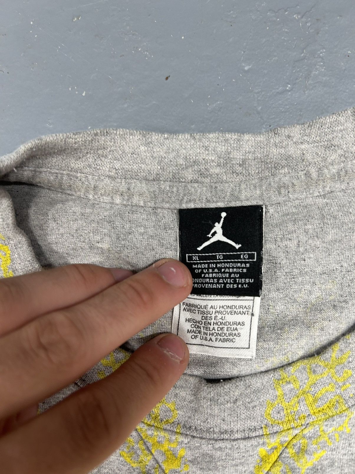 Jordan Brand × Nike × Vintage Crazy Vintage Y2K Essential Grey Nike Jordan Graphic T-Shirt Size US XL / EU 56 / 4 - 3 Thumbnail