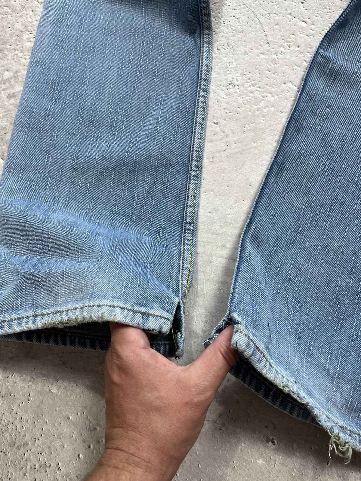 Levi's Vintage Levi’s 501 Light Wash Jeans W32 L34 Made in Romania Size US 32 / EU 48 - 4 Thumbnail