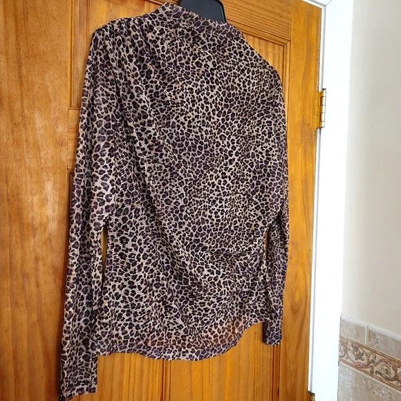 Other NWT Marissa Olivia High Neck Long-sleeved Leopard Print Top Size L / US 10 / IT 46 - 2 Thumbnail