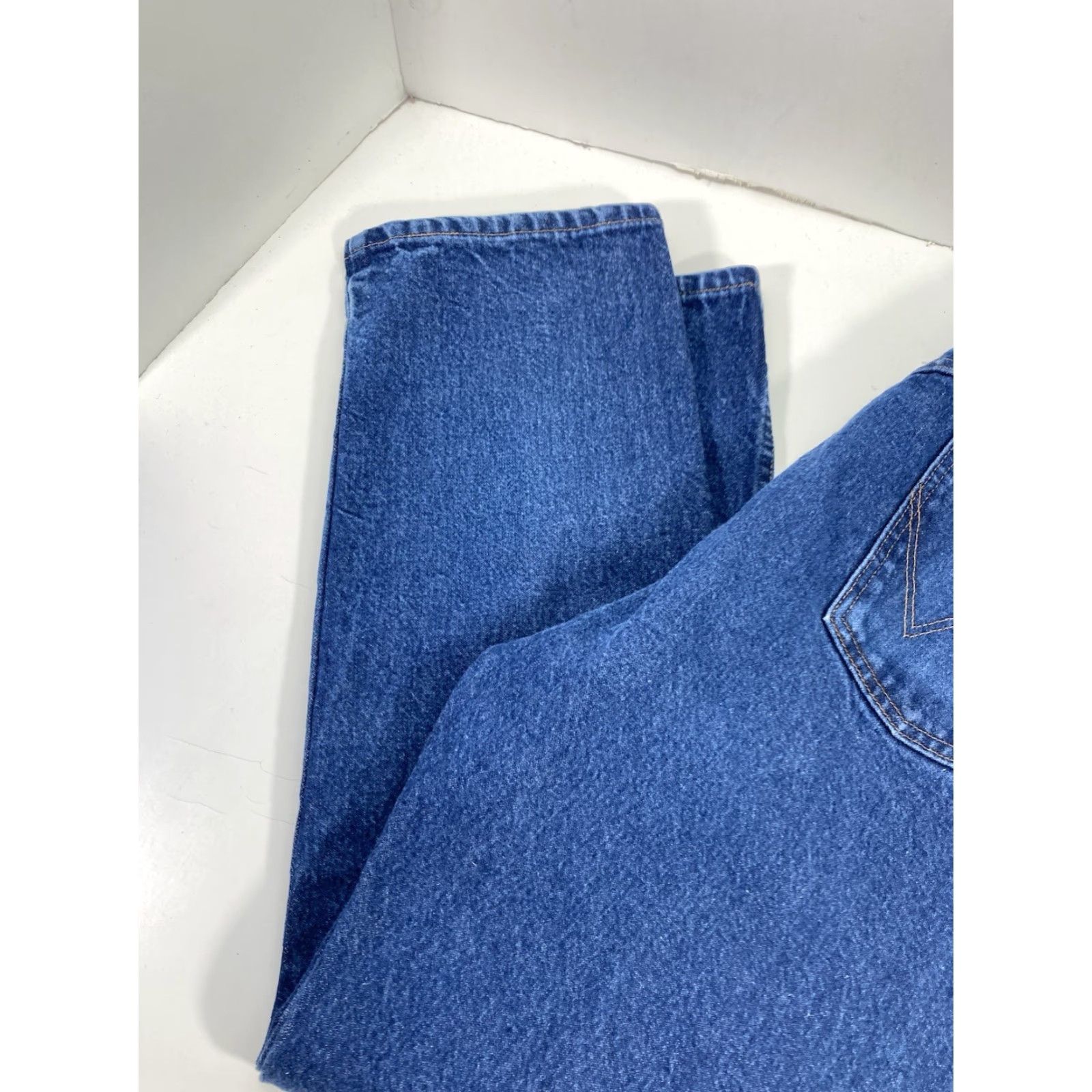 Wrangler Wrangler 13MWZ Straight Jeans Mens 40X30 Medium Wash Blue Denim Classic 5-Pocket Size US 40 / EU 56 - 3 Thumbnail