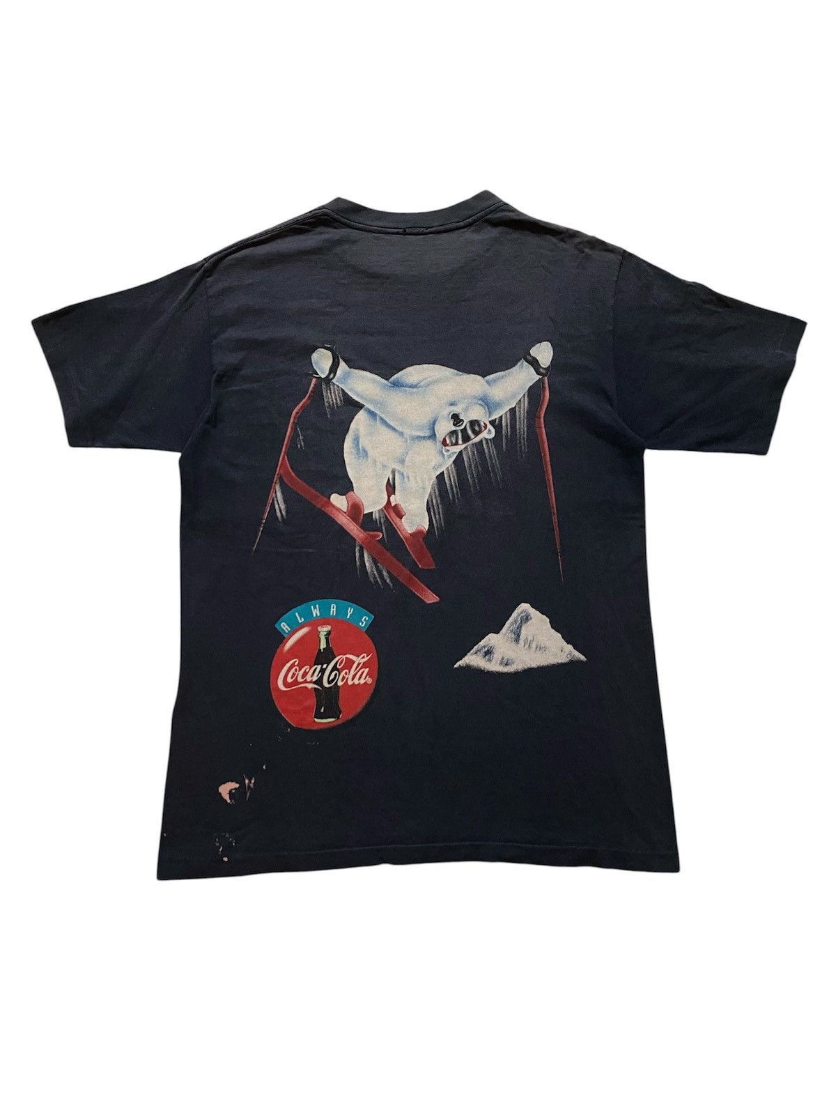 Coca Cola Vintage 1995 Coca Cola Polar Bear Skiing T Shirt Size US M / EU 48-50 / 2 - 2 Thumbnail