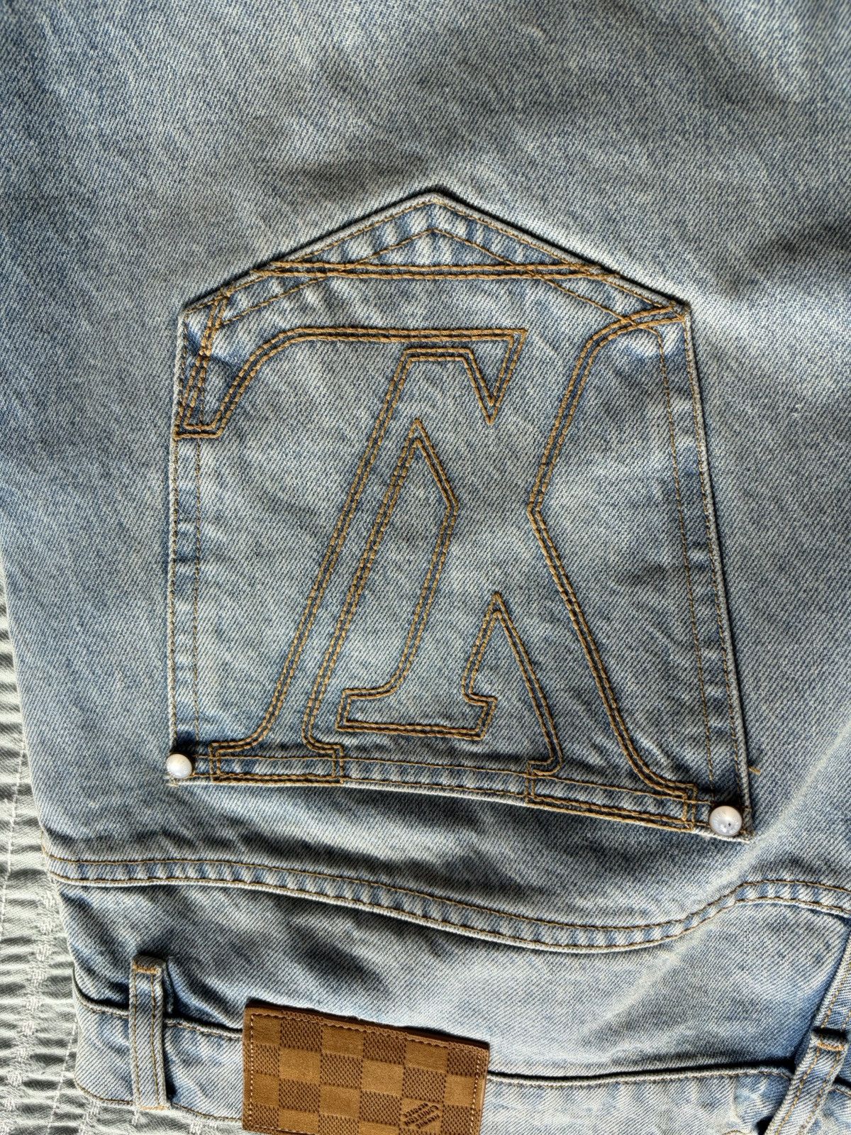 Louis Vuitton Louis Vuitton Staples Edition Denim Skate Fit (38) Size US 38 / EU 54 - 3 Thumbnail