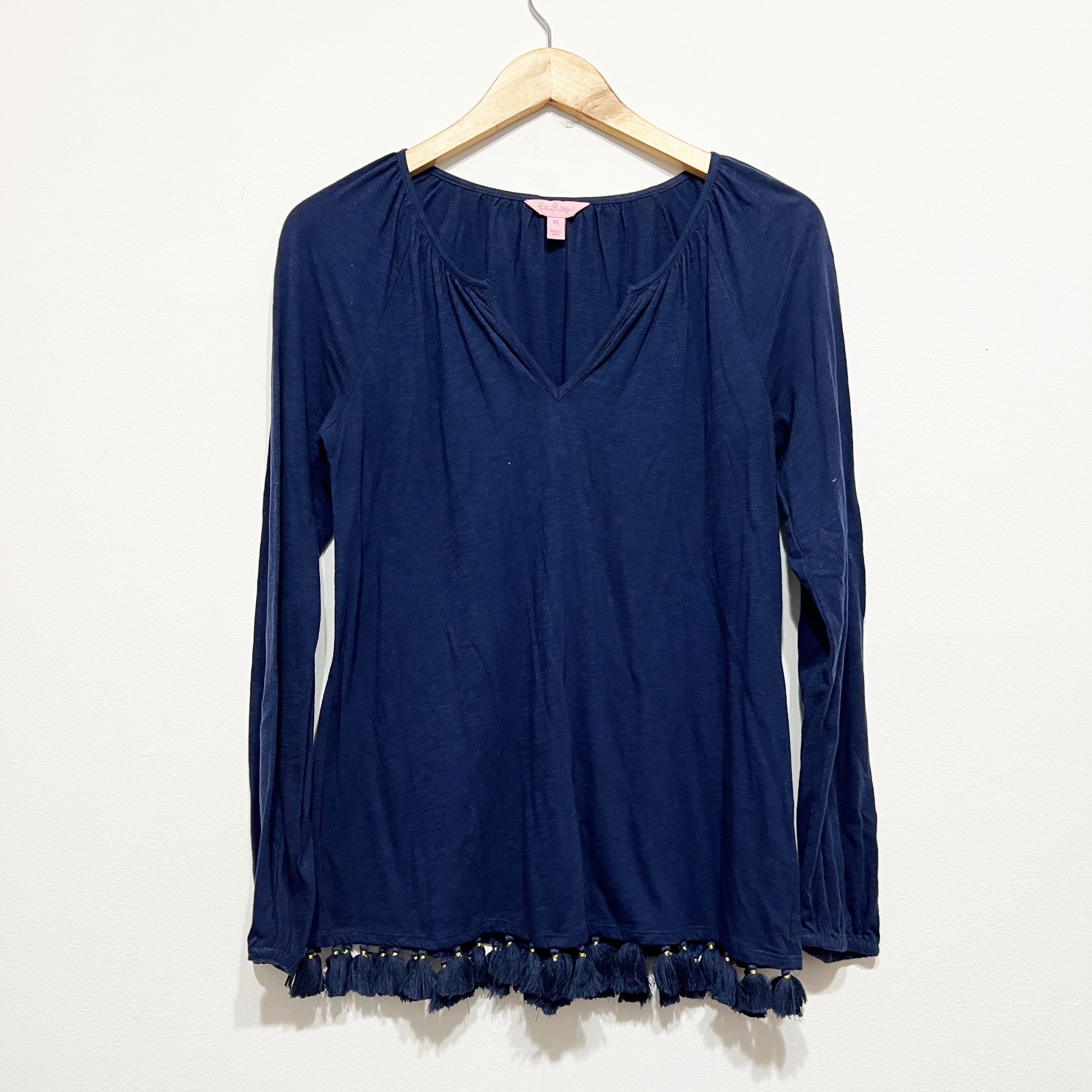 Lilly Pulitzer Lilly Pulitzer Linzy Cotton Stretch VNeck Size XS / US 0-2 / IT 36-38 - 1 Thumbnail