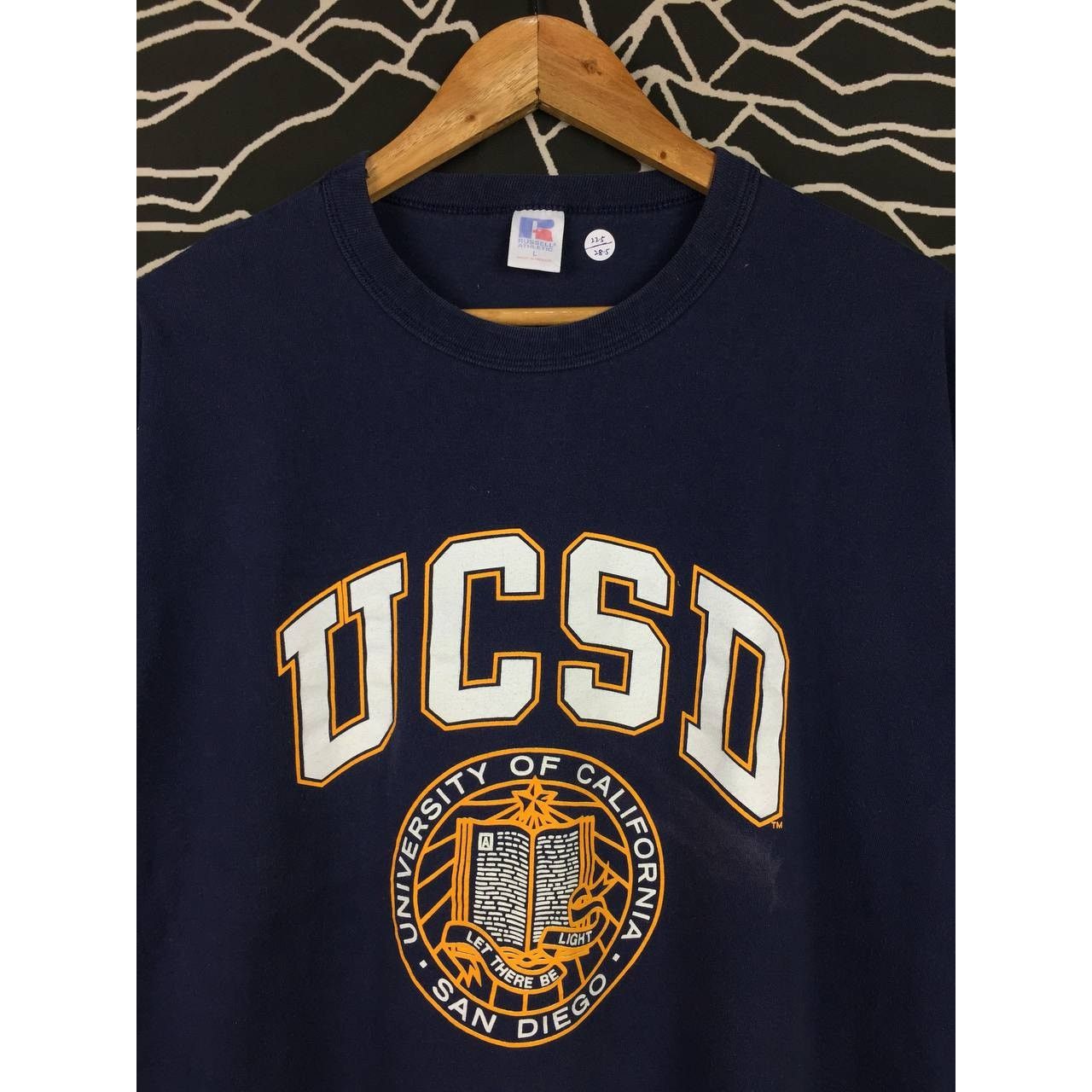 Russell Athletic Vtg UCSD University Of California San Diego Collegiate Tee Size US L / EU 52-54 / 3 - 3 Thumbnail