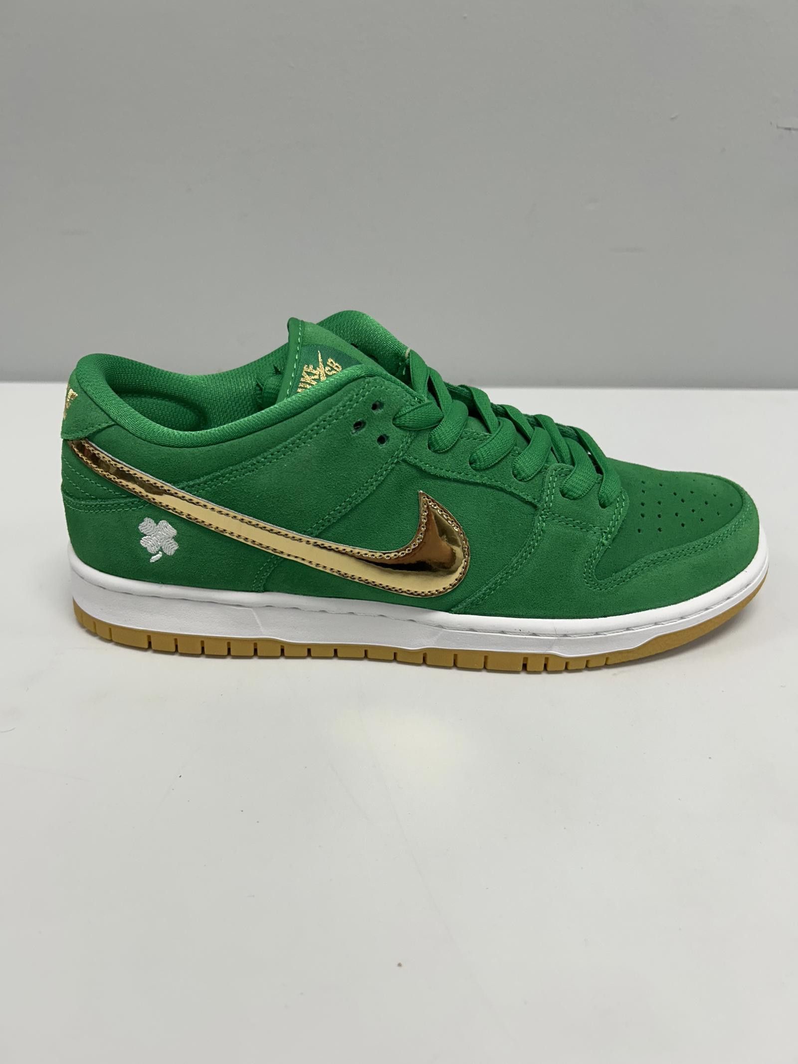Nike Nike Dunk Low Pro "Lucky Green" Sneakers Size US 9 / EU 42 - 1 Thumbnail