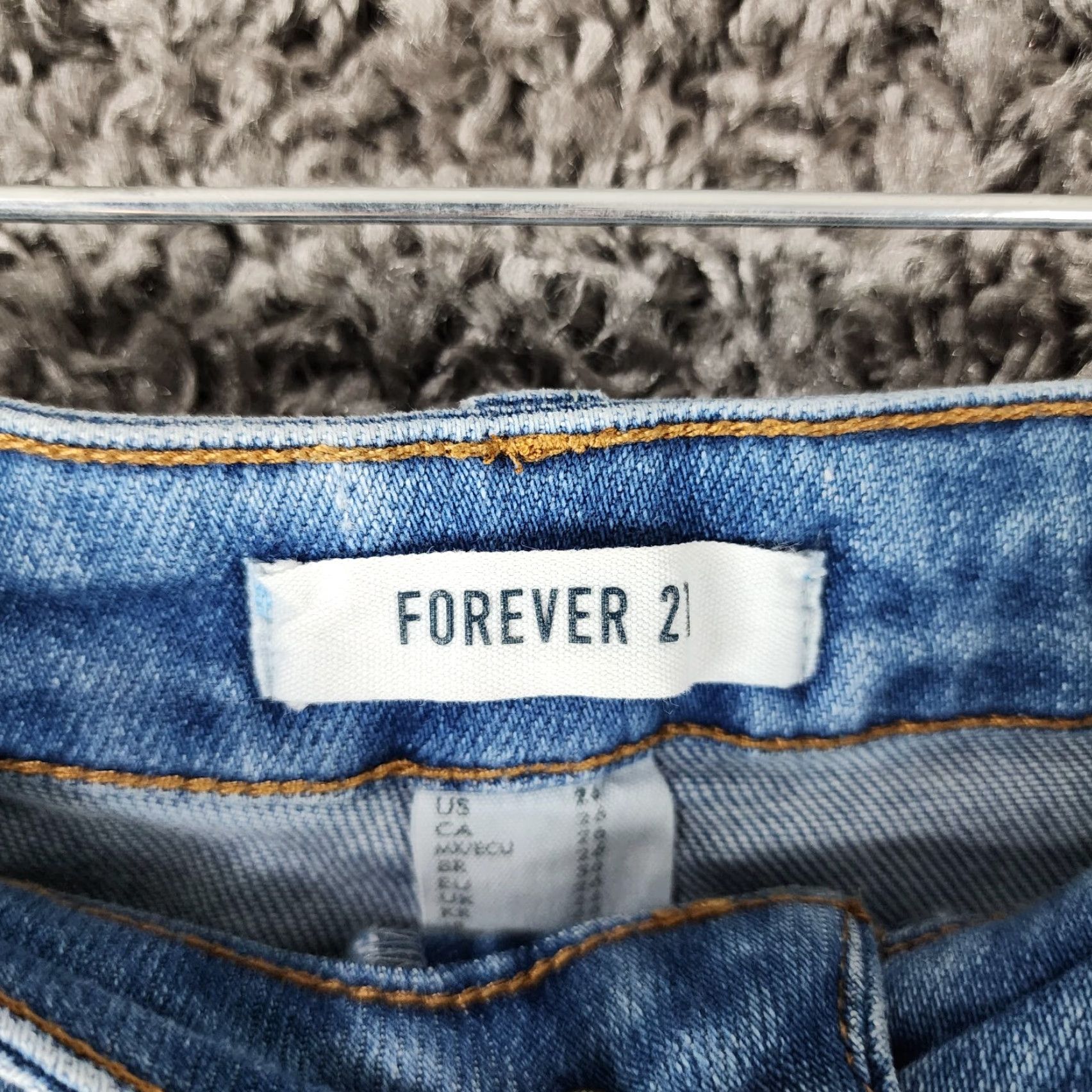 Forever 21 FOREVER 21 Womens Distressed Stretchy Blue Jean Jeggings Size 26 Size 26" / US 2 / IT 38 - 3 Thumbnail
