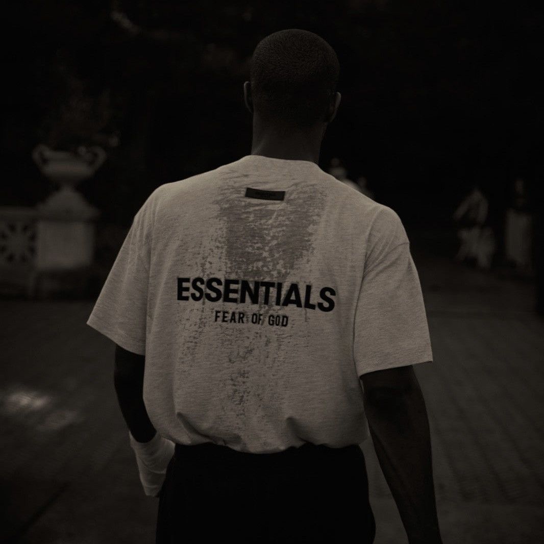 Fear of God Fear of God Essentials LIGHT OATMEAL Tee Size M BNWT Size US M / EU 48-50 / 2 - 11 Thumbnail