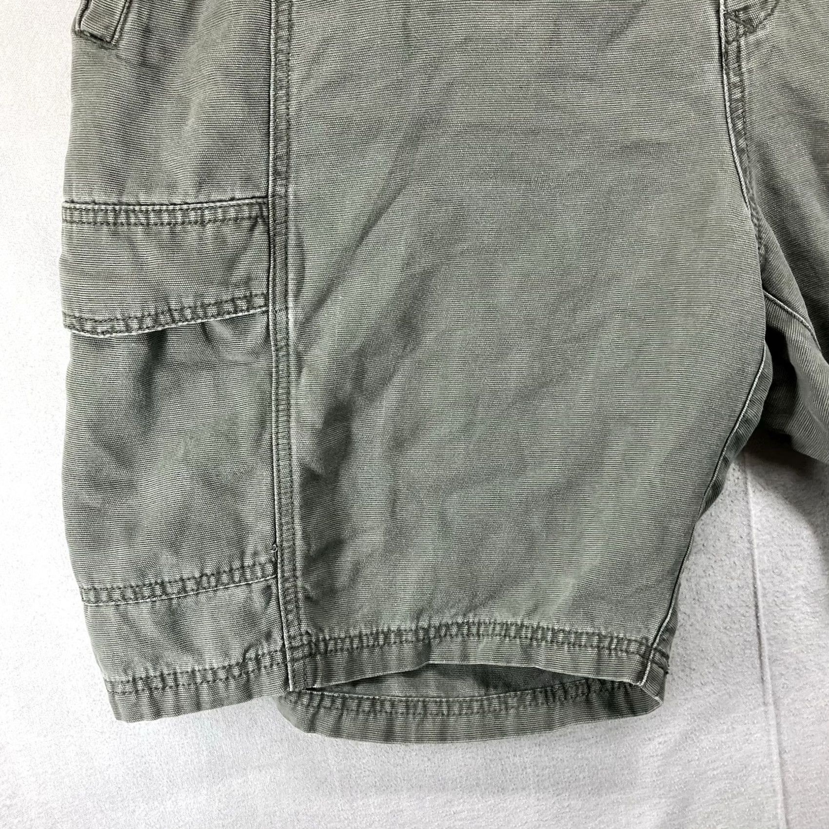 Tommy Bahama Tommy Bahama Relax Mens 40 Olive Green Cargo Shorts Tencel Cotton Blend Size US 40 / EU 56 - 5 Thumbnail