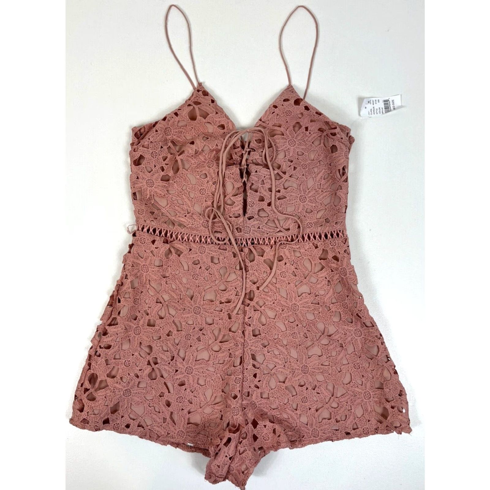 Vintage NWT Kendall & Kylie Romper Lace Floral Mauve M Womens Dress Romper Short Sleeveless Adult Medium NWT Mauve Lace Floral Size 32" / US 10 / IT 46 - 2 Thumbnail