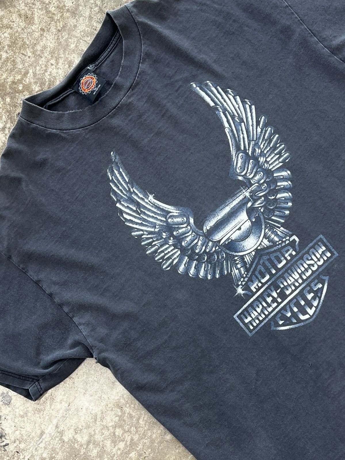 Harley Davidson Vintage Harley Davidson Winged Engine Motorcycle Tee XL Size US XL / EU 56 / 4 - 1 Thumbnail