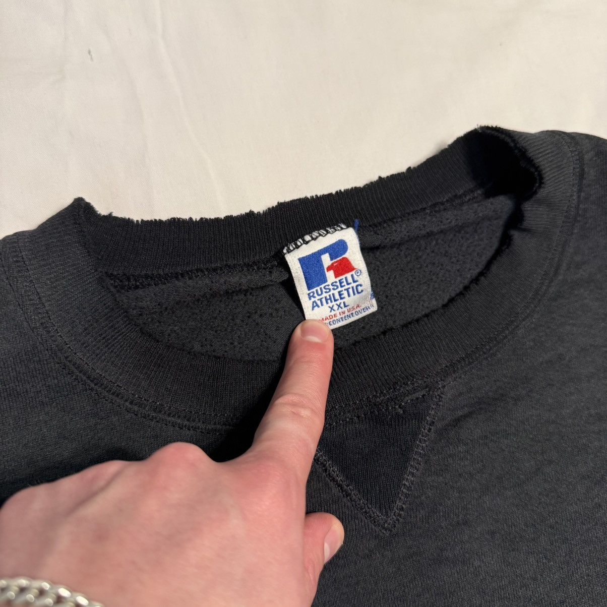 Russell Athletic Vintage 90s Russell Athletic Black Faded Distressed Crewneck Size US XXL / EU 58 / 5 - 2 Thumbnail