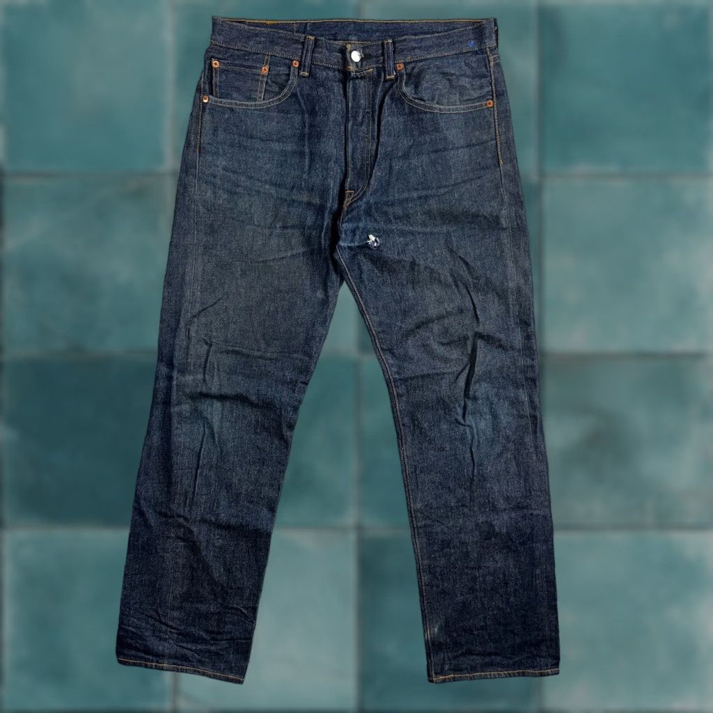 Levi's VINTAGE Levi's 501 Jeans Straight Levi's 501 Series Men Blue 34x31 Dark Wash 90s VTG Pin Denim Jeans Womens? Size US 34 / EU 50 - 1 Thumbnail