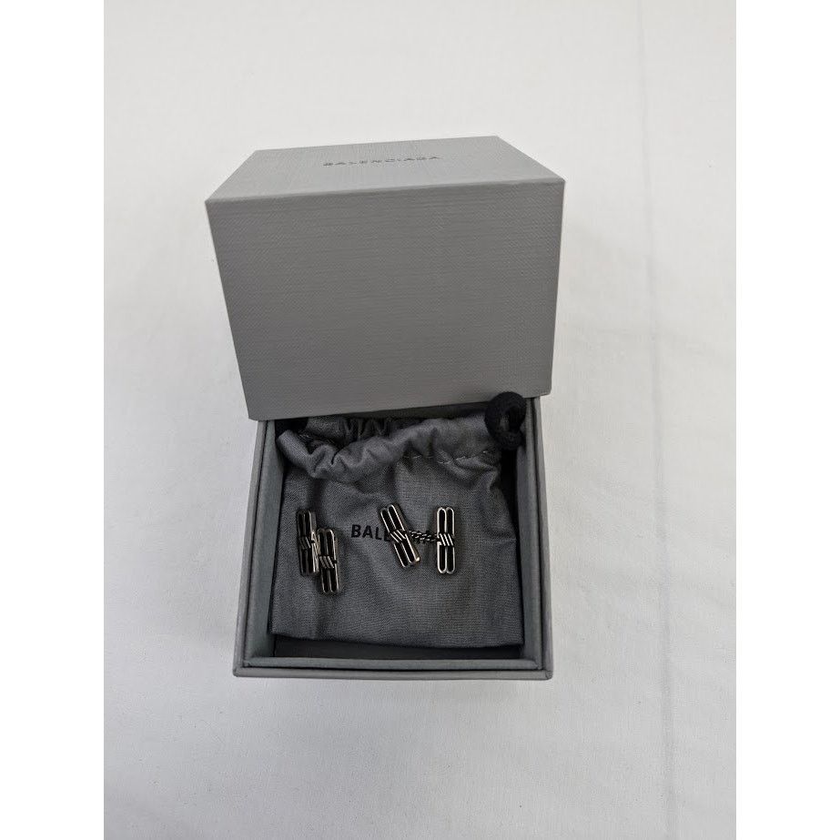 Balenciaga o1rshd1 Q:2/ Size:OS/ BB Icon Cufflinks Brass Antique Silver Size ONE SIZE - 11 Thumbnail